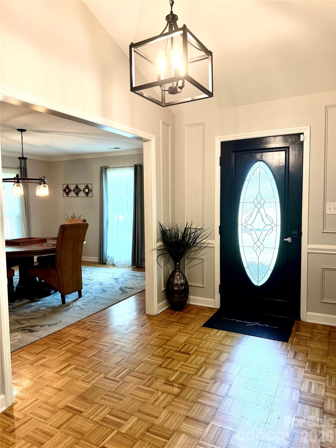 4015 Thistledown Court #8 — Charlotte