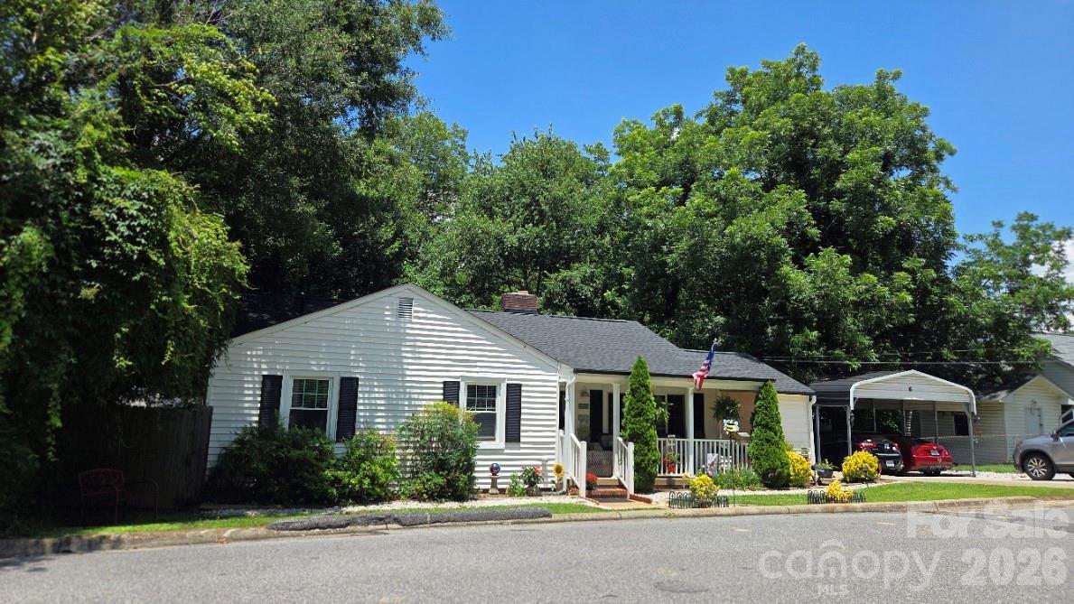 809 Alexander Street — Lincolnton