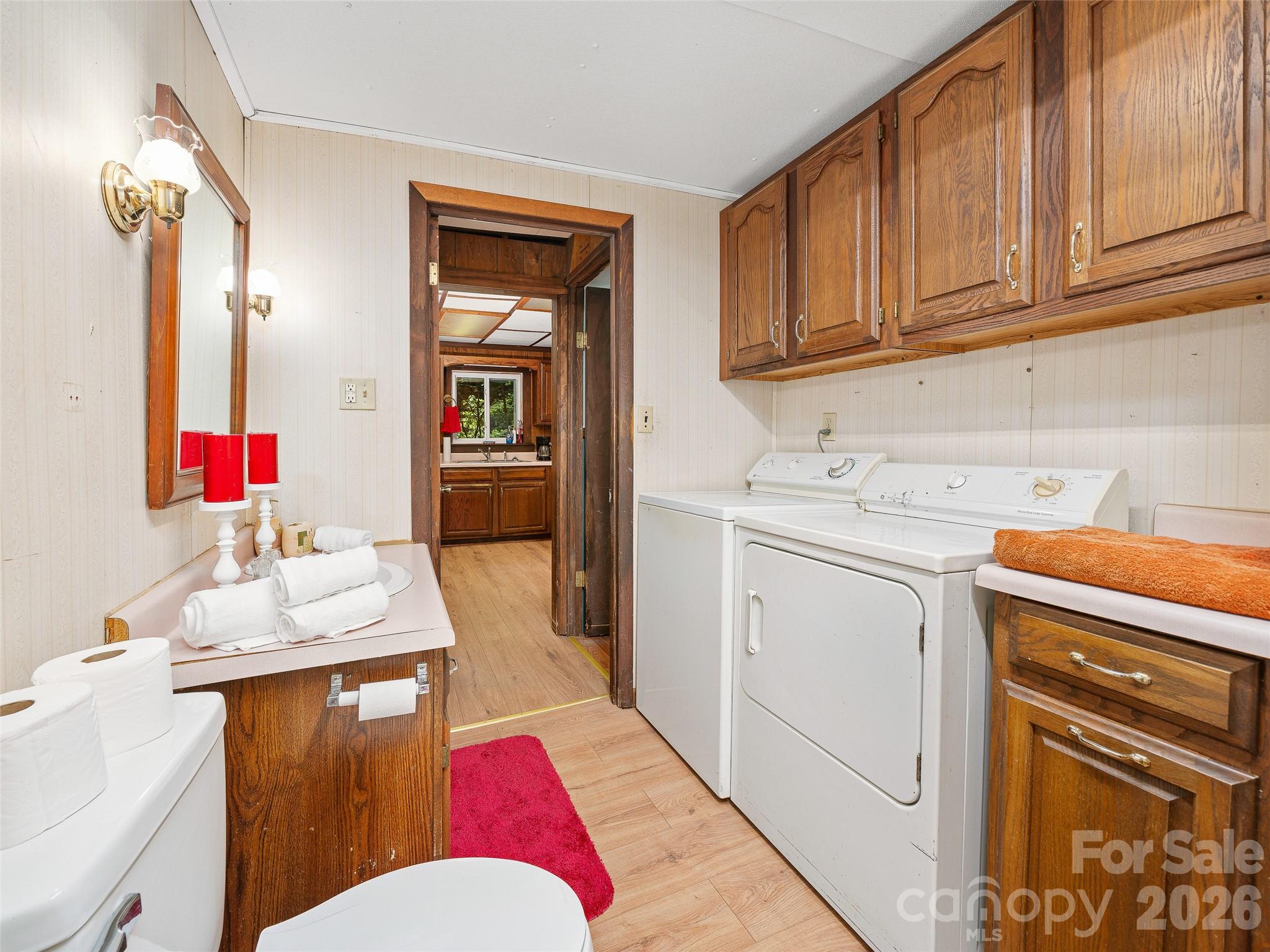 552 N Fork Road — Burnsville
