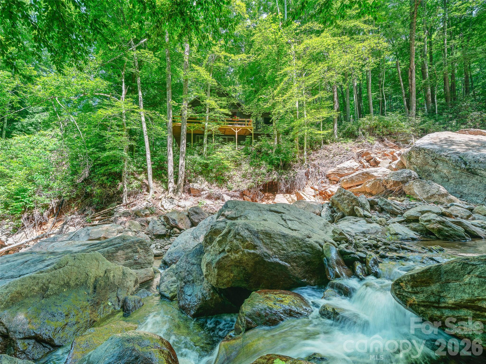 552 N Fork Road — Burnsville