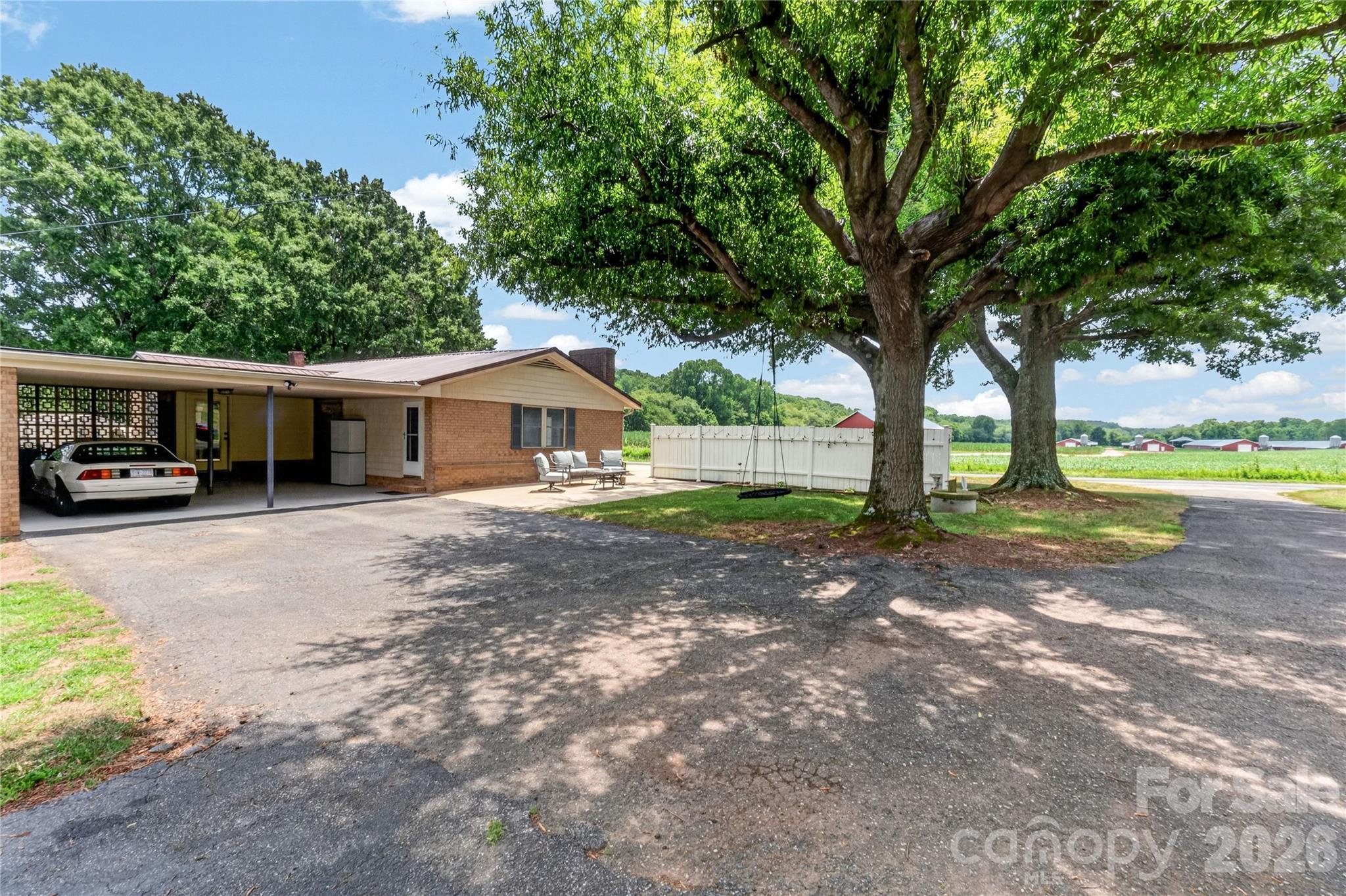 1316 Drumstand Road — Stony Point