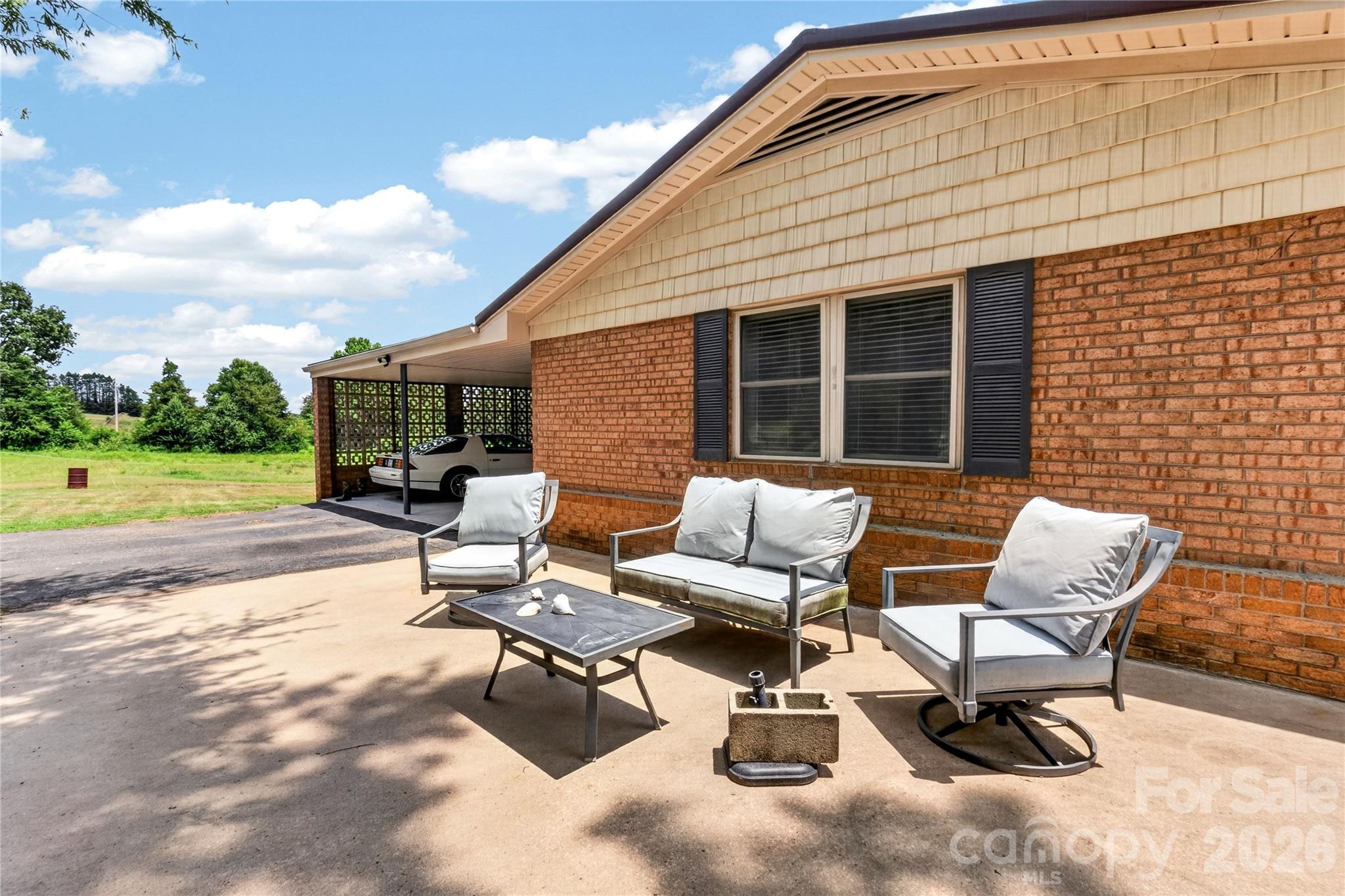 1316 Drumstand Road — Stony Point
