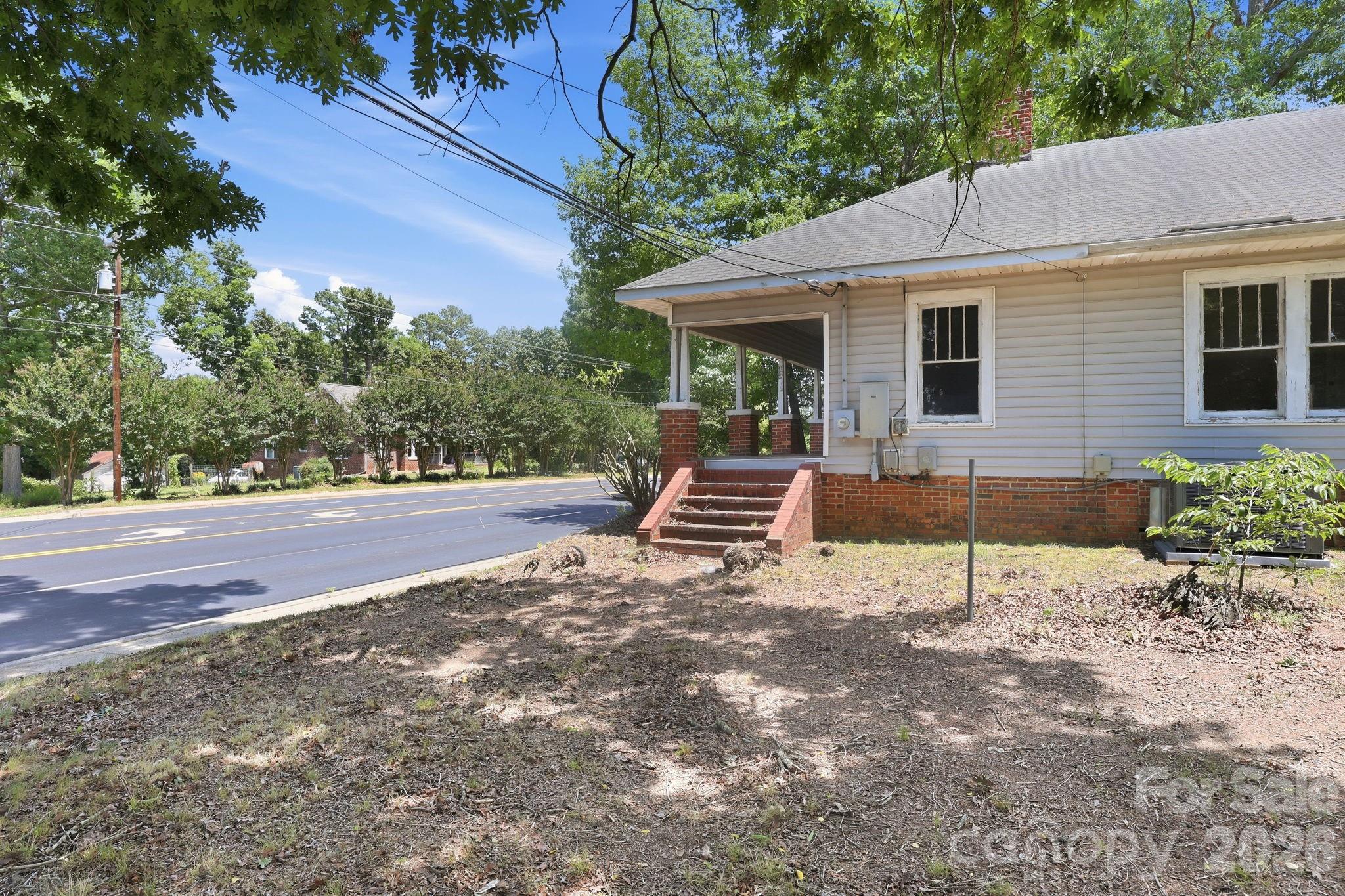 310 E Church Street — Richfield