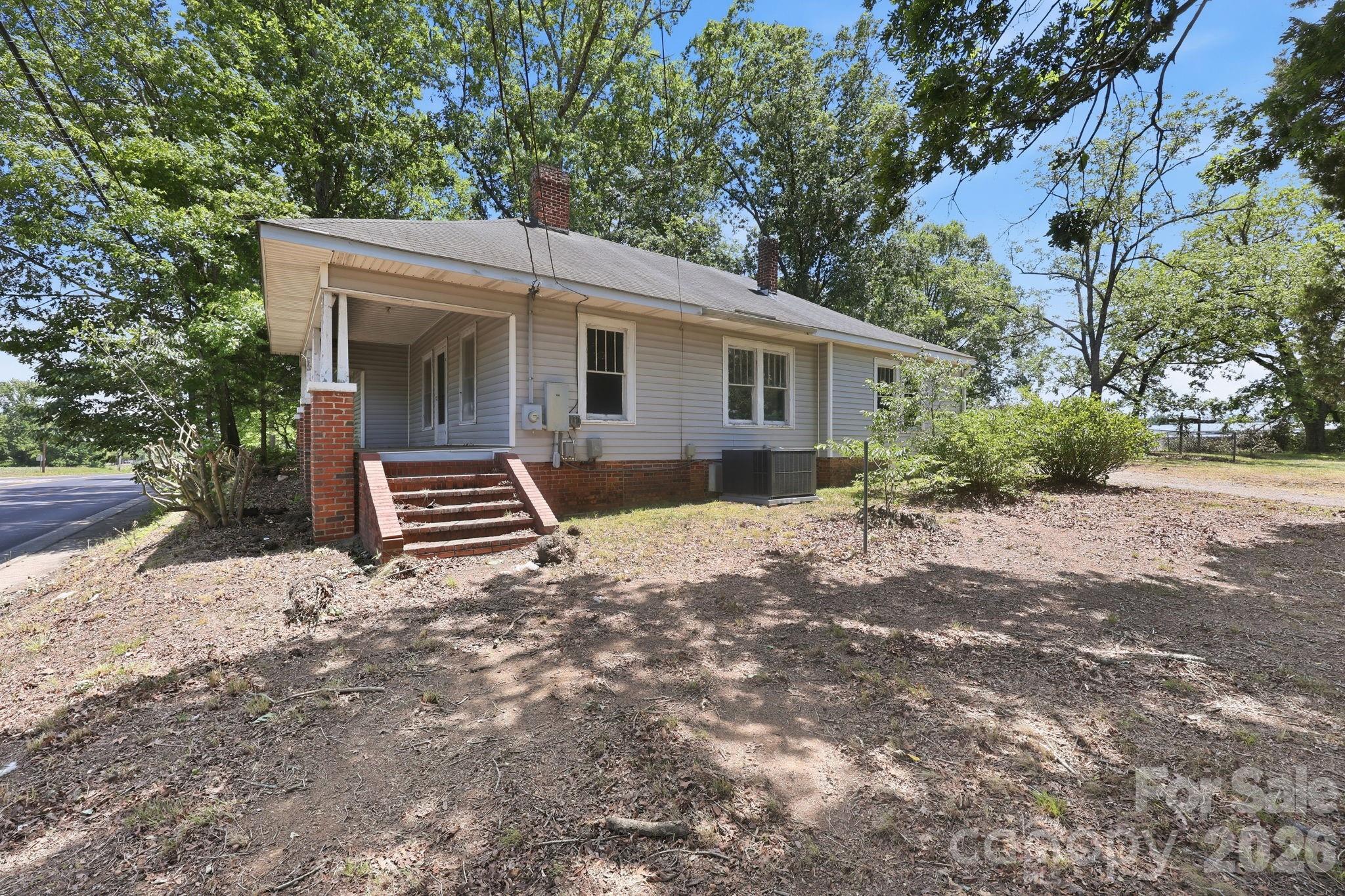 310 E Church Street — Richfield