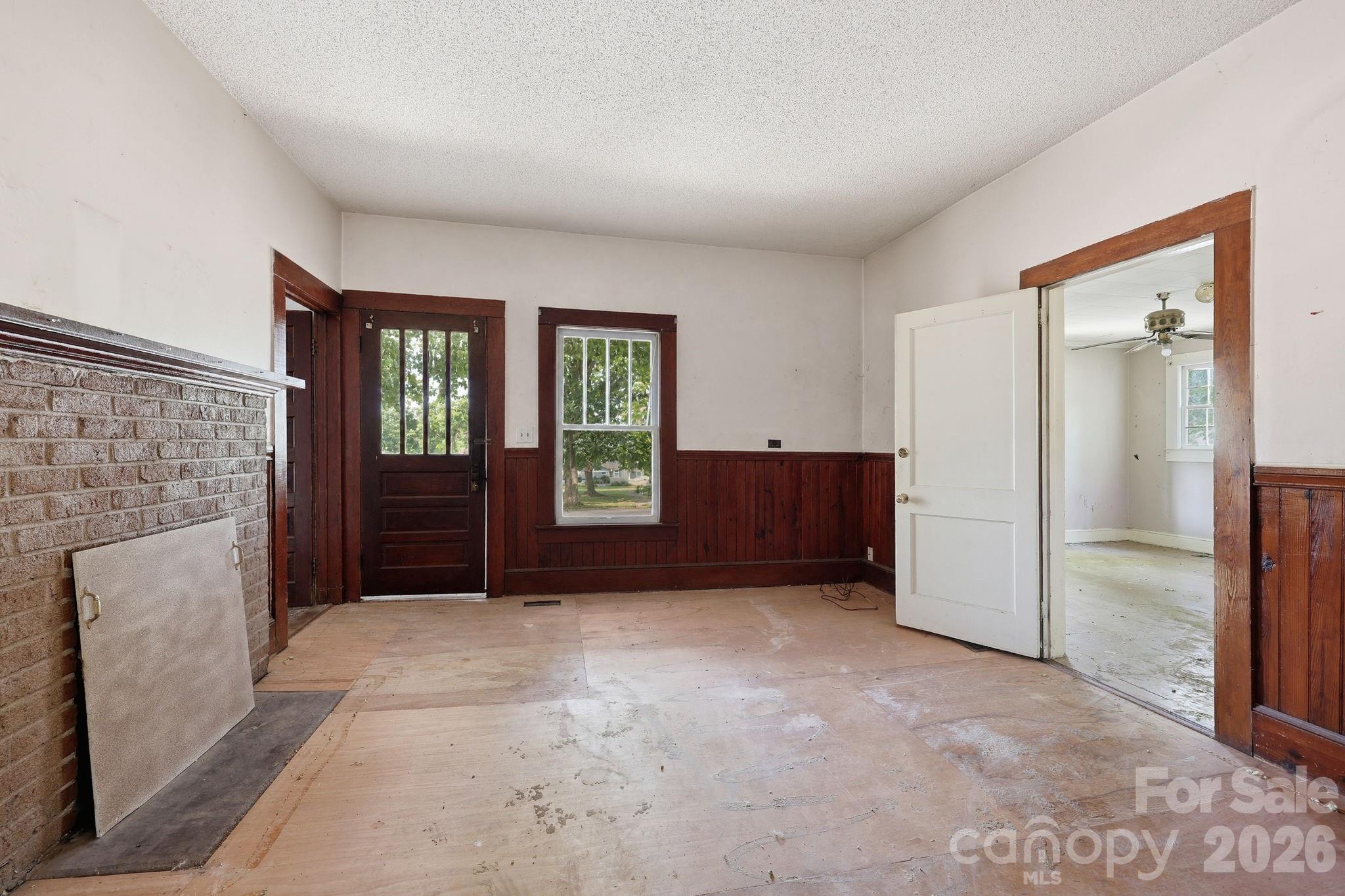 310 E Church Street — Richfield