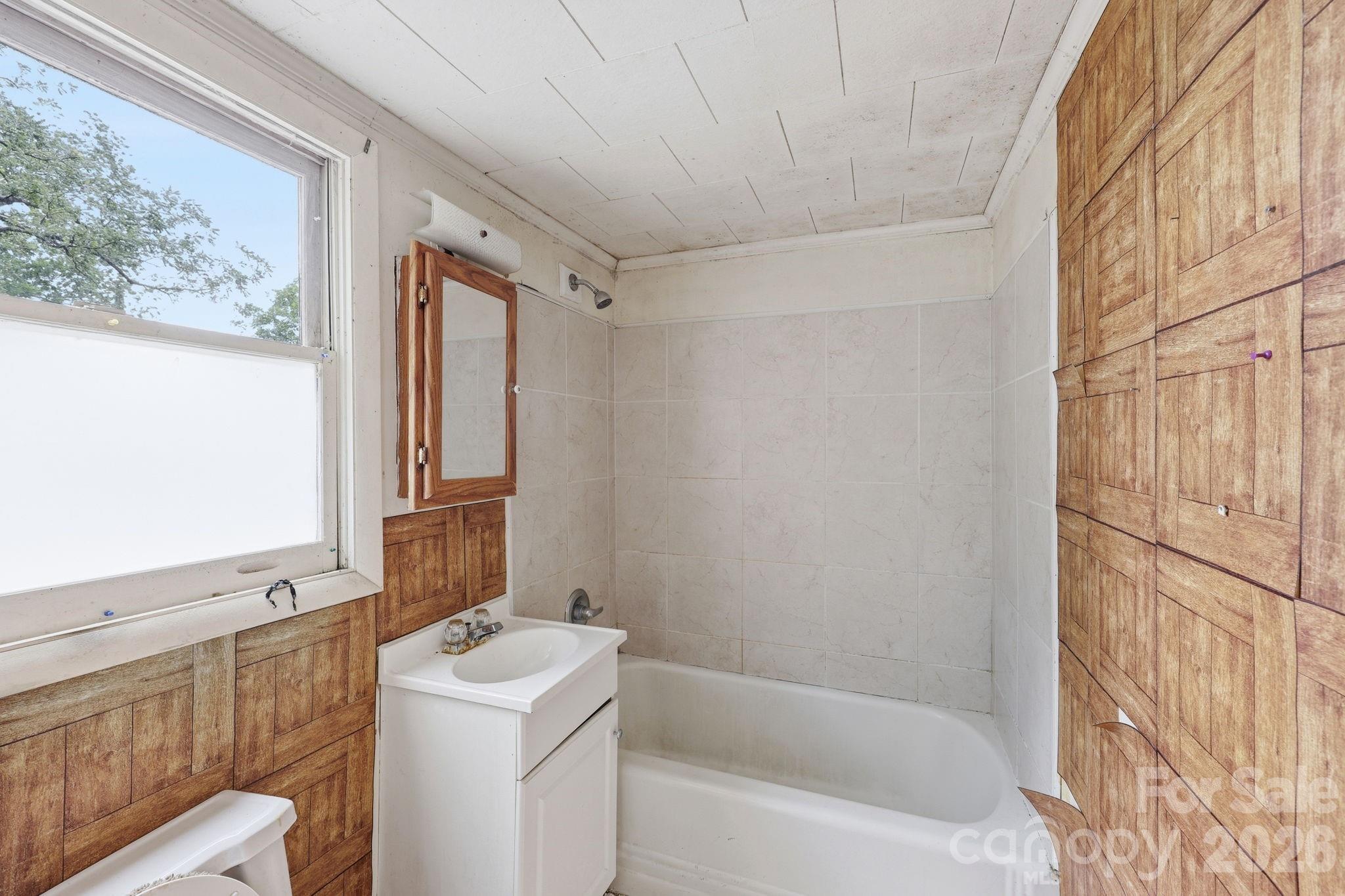 310 E Church Street — Richfield