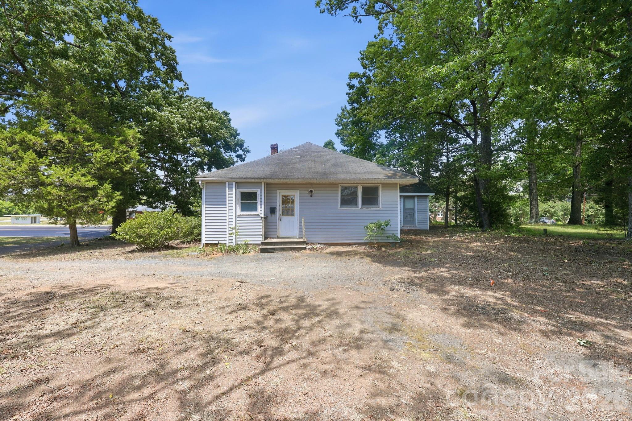 310 E Church Street — Richfield