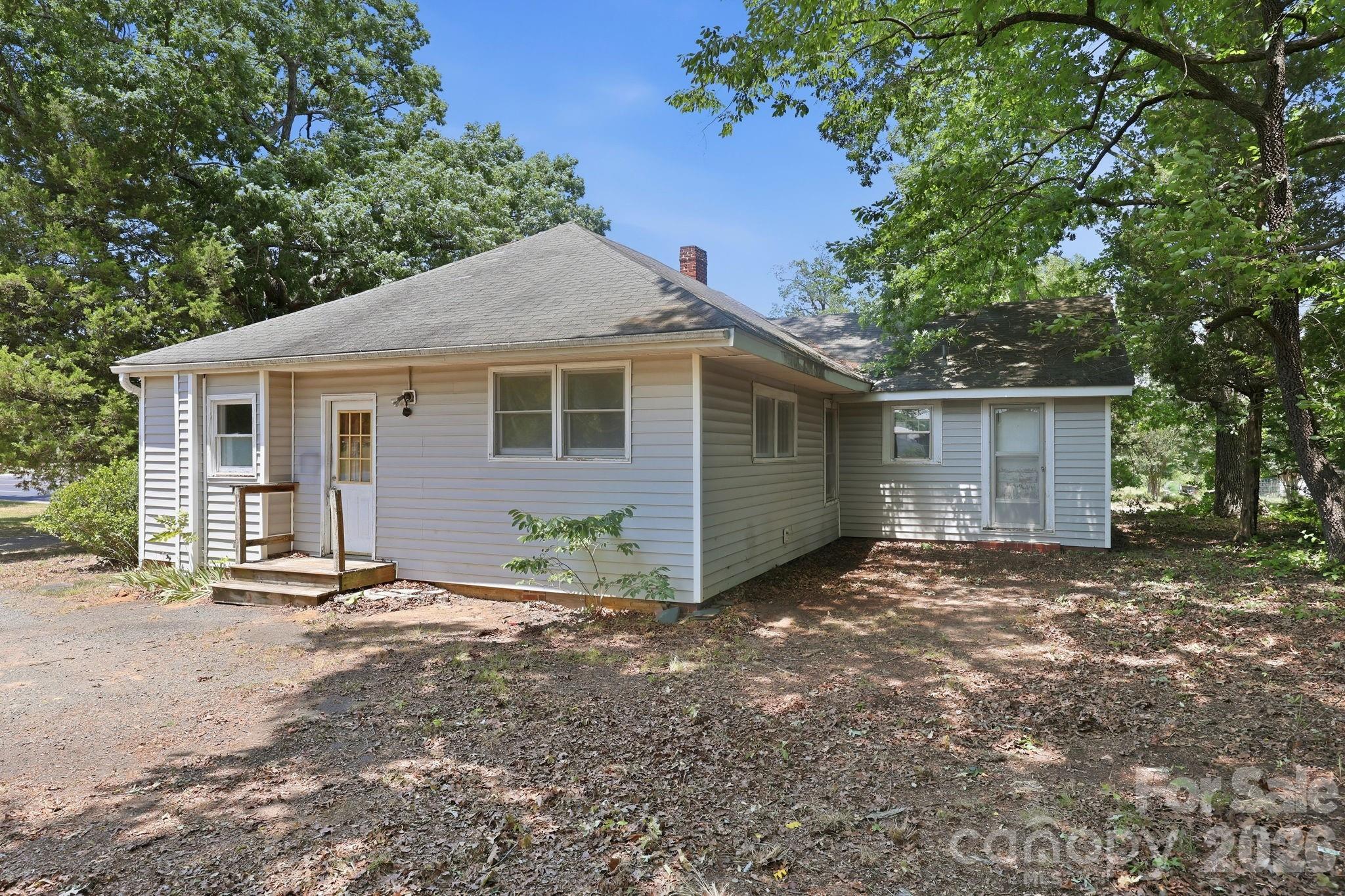 310 E Church Street — Richfield