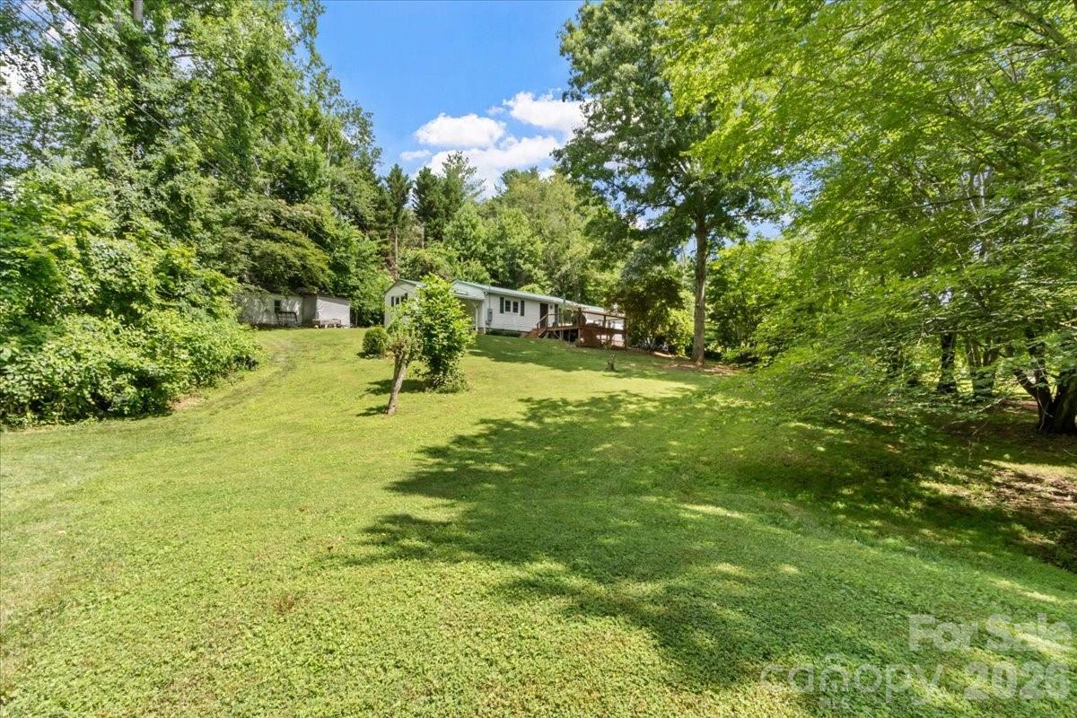 2 Ray Road — Weaverville