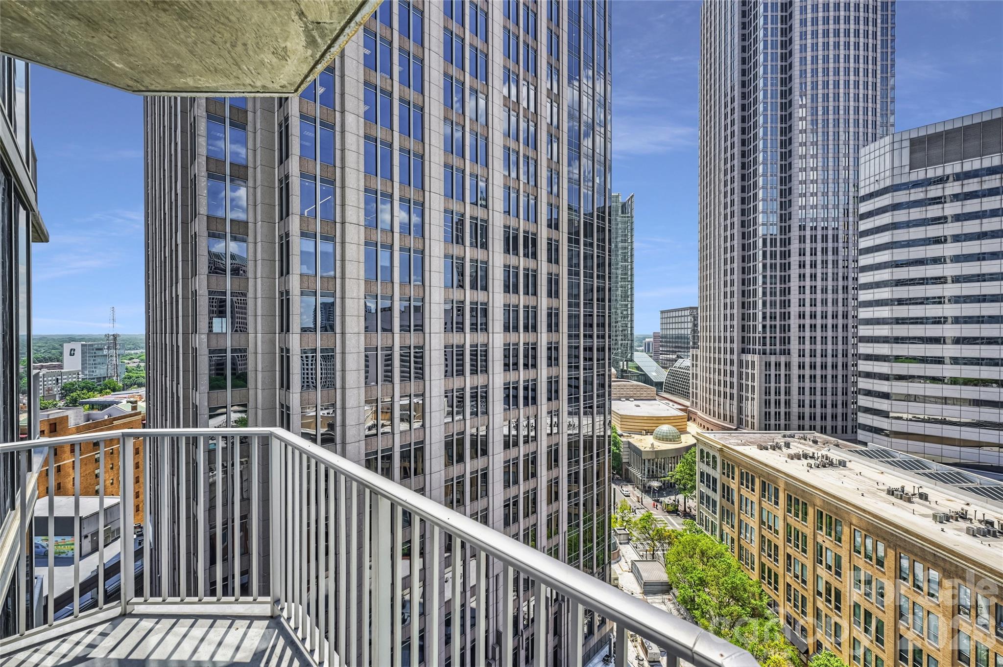 210 N Church Street #1605 — Charlotte
