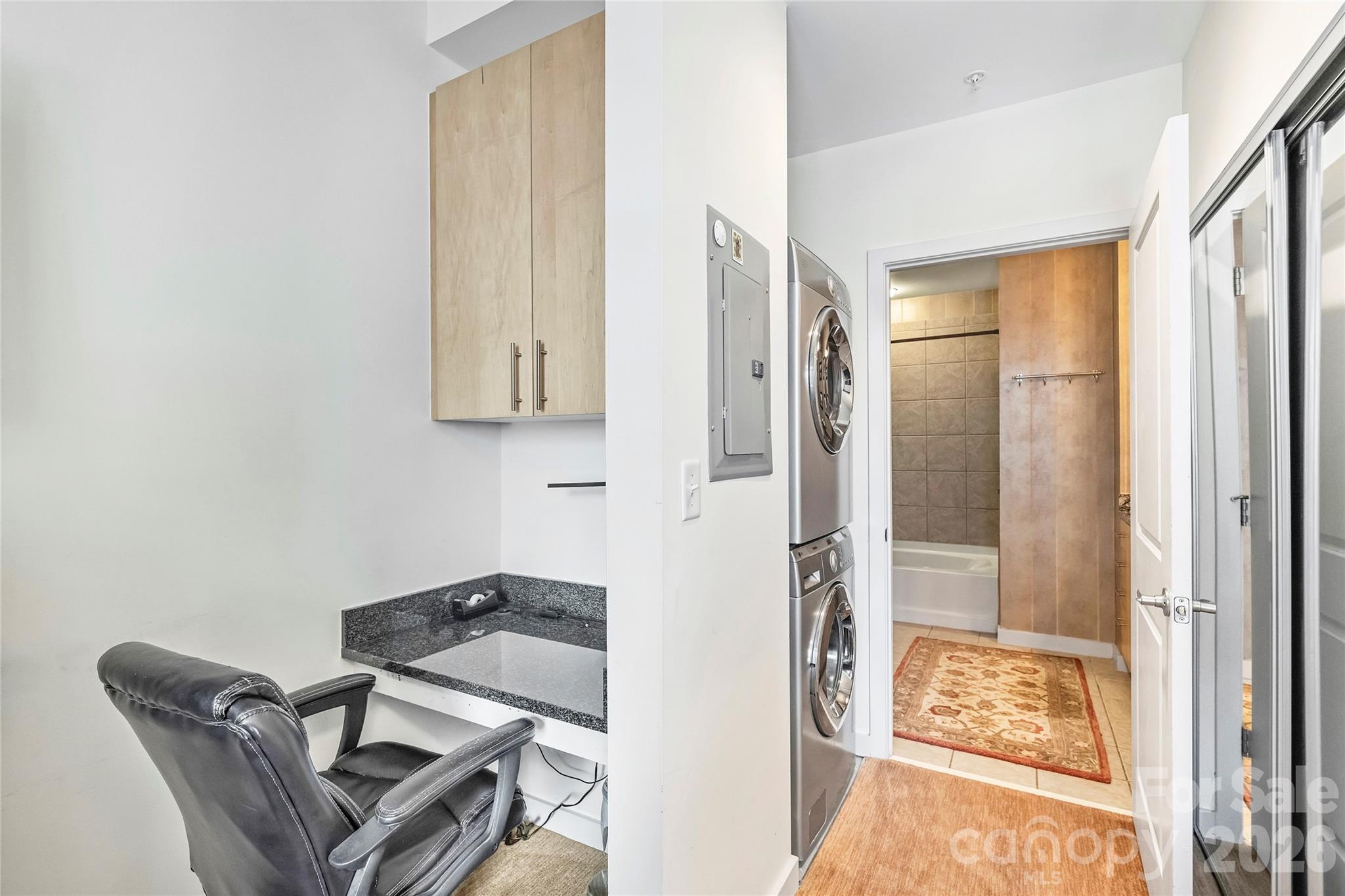 210 N Church Street #1605 — Charlotte