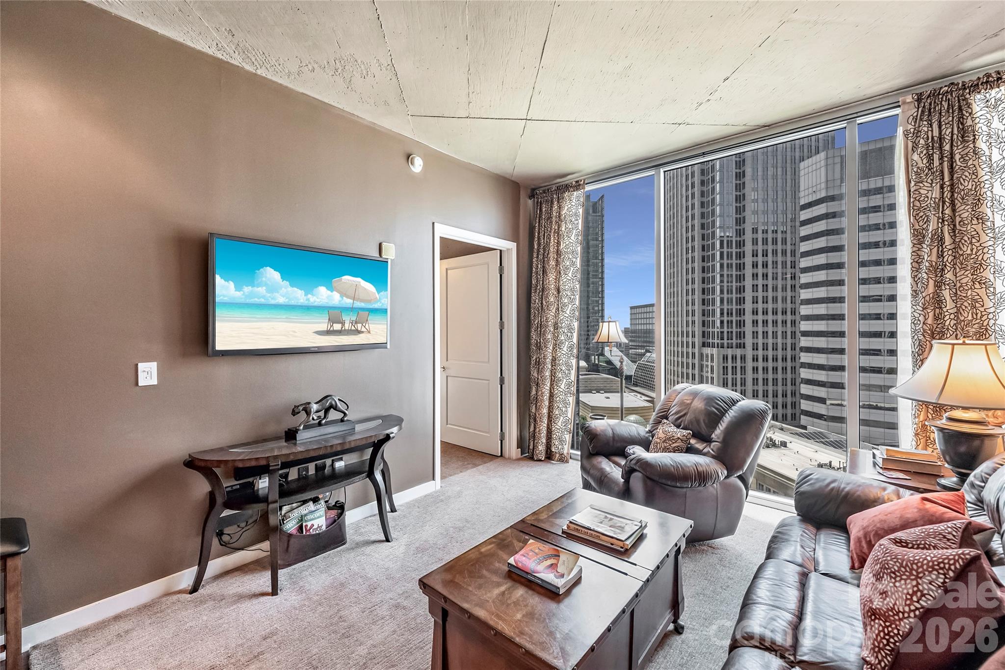 210 N Church Street #1605 — Charlotte