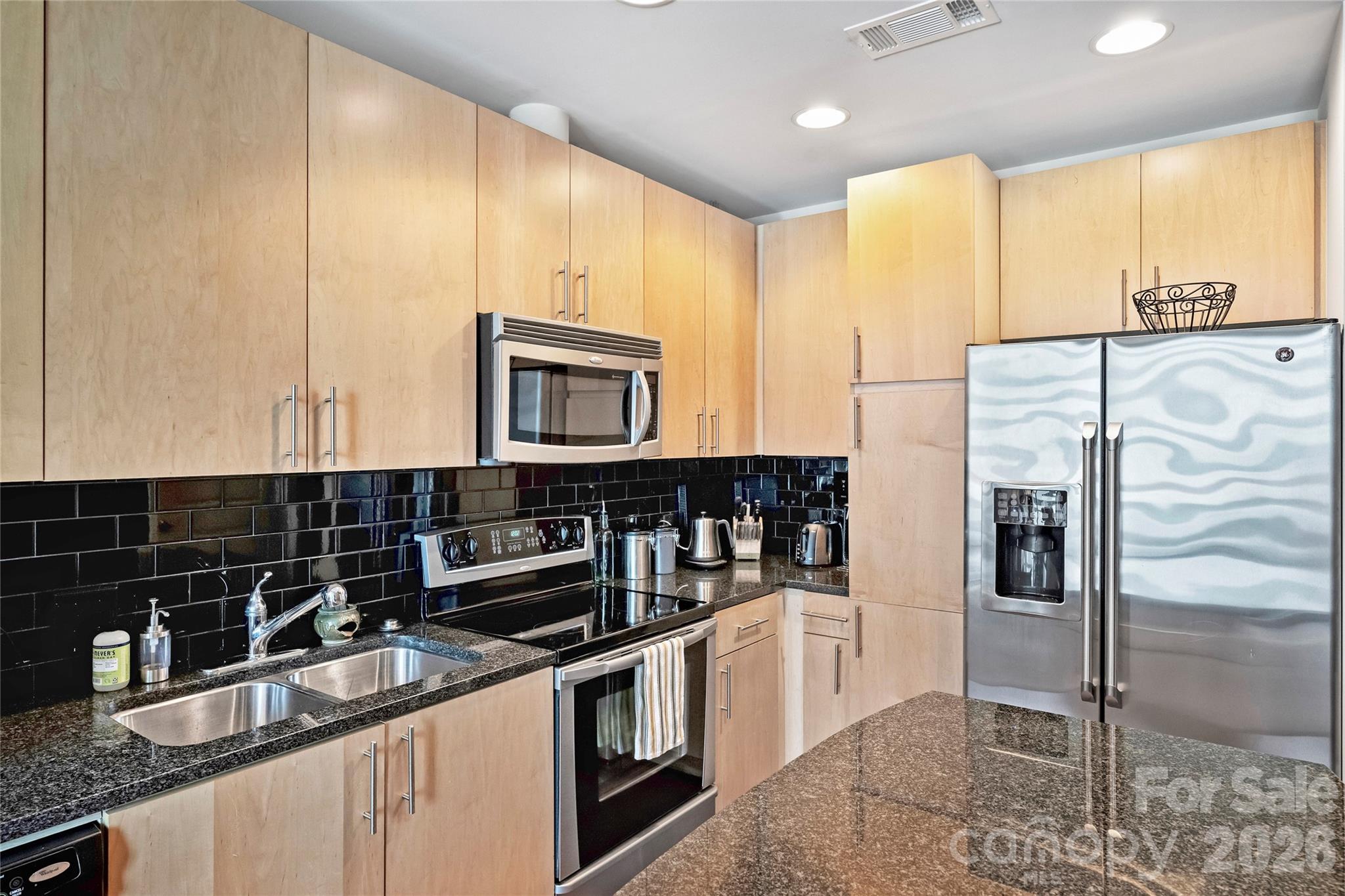 210 N Church Street #1605 — Charlotte