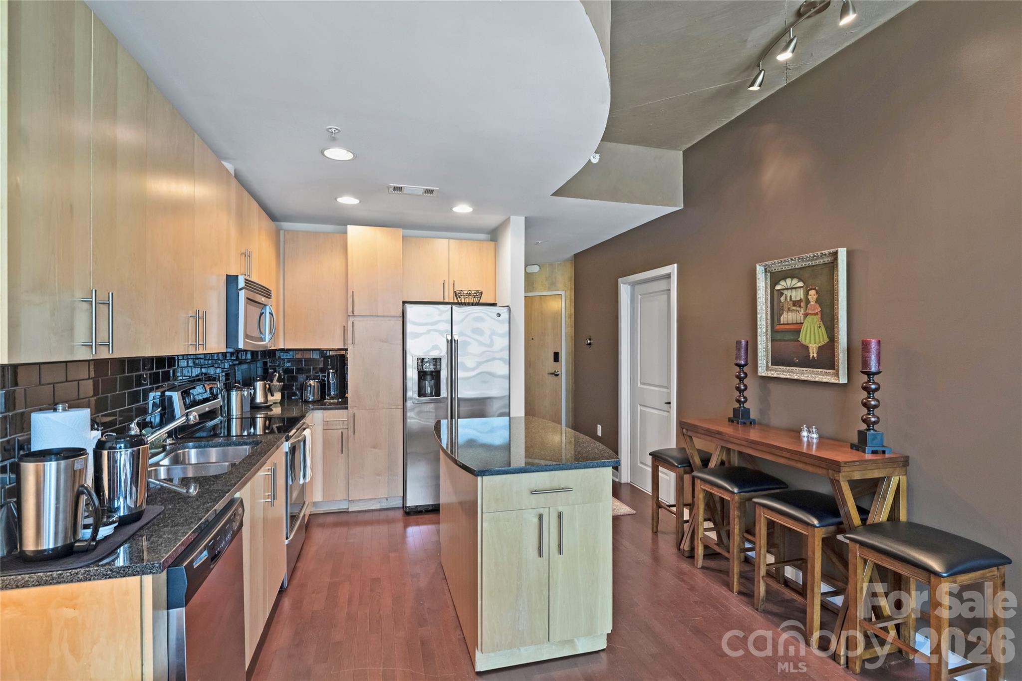 210 N Church Street #1605 — Charlotte