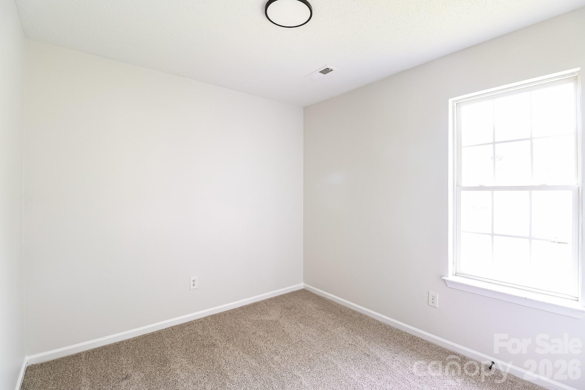 4135 Canyon Creek Lane — Charlotte
