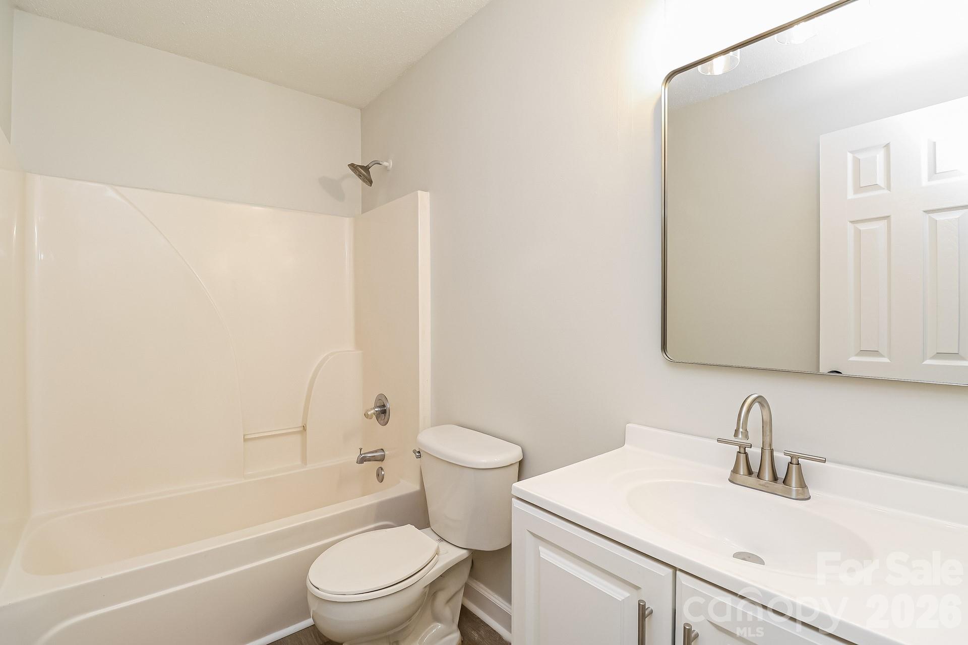 4135 Canyon Creek Lane — Charlotte
