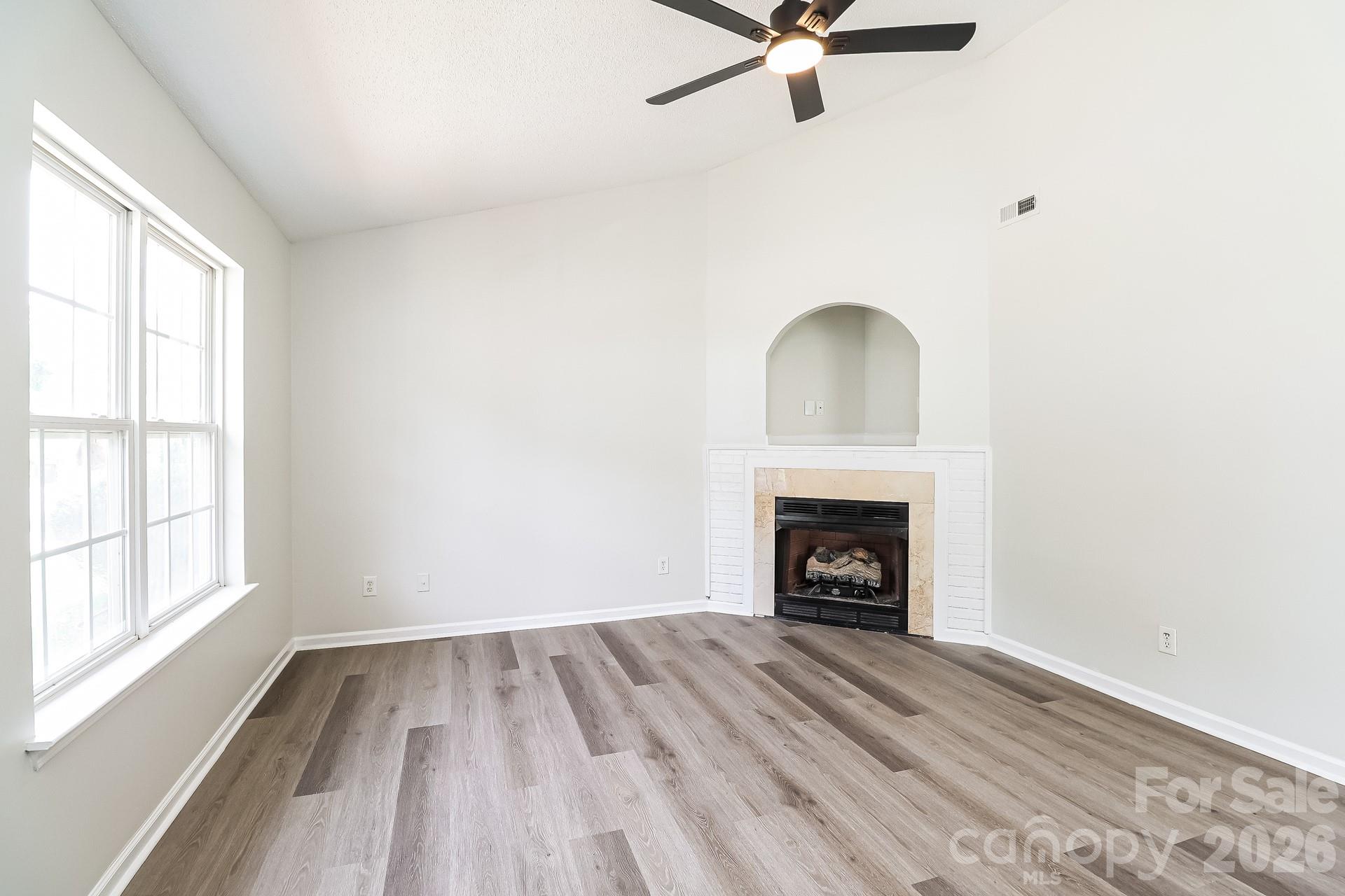 4135 Canyon Creek Lane — Charlotte