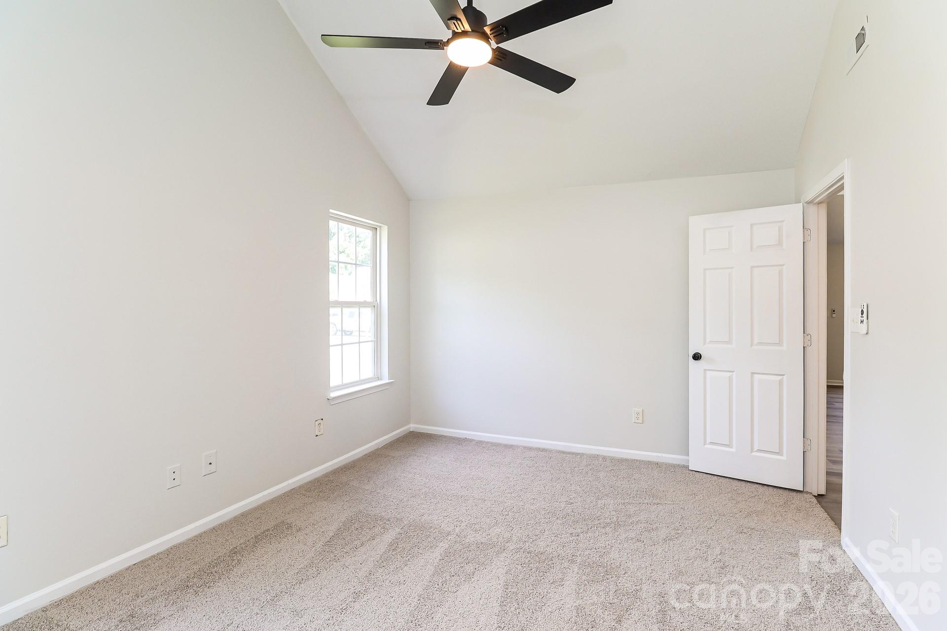 4135 Canyon Creek Lane — Charlotte
