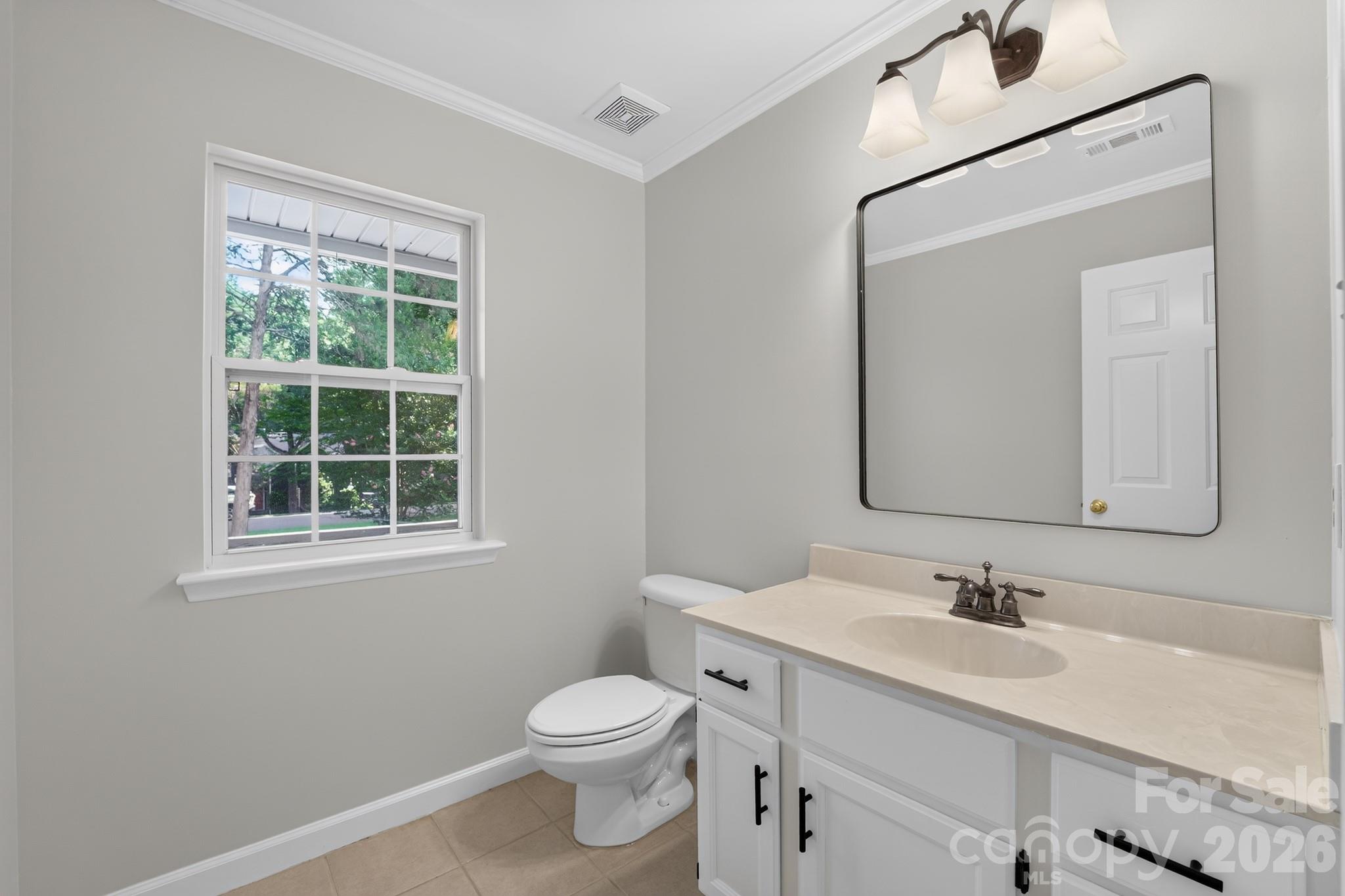 3909 Carmel Forest Drive — Charlotte