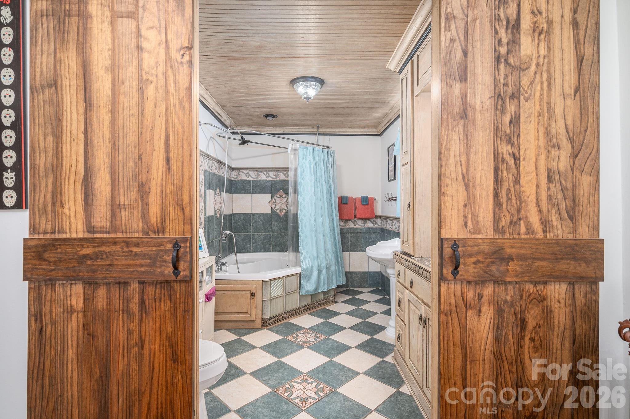 1387 George Brown Road — Crouse