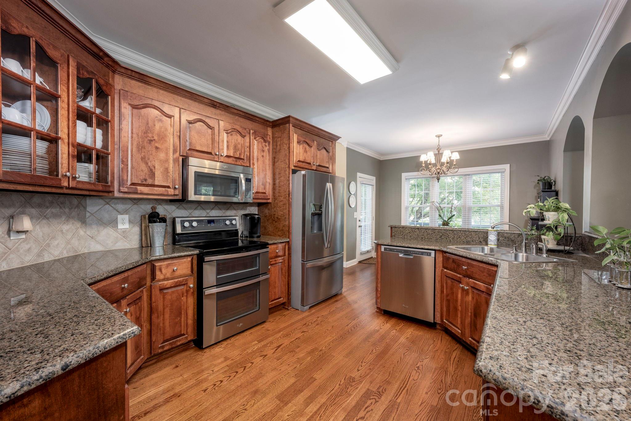 5523 Weavers Row — Gastonia