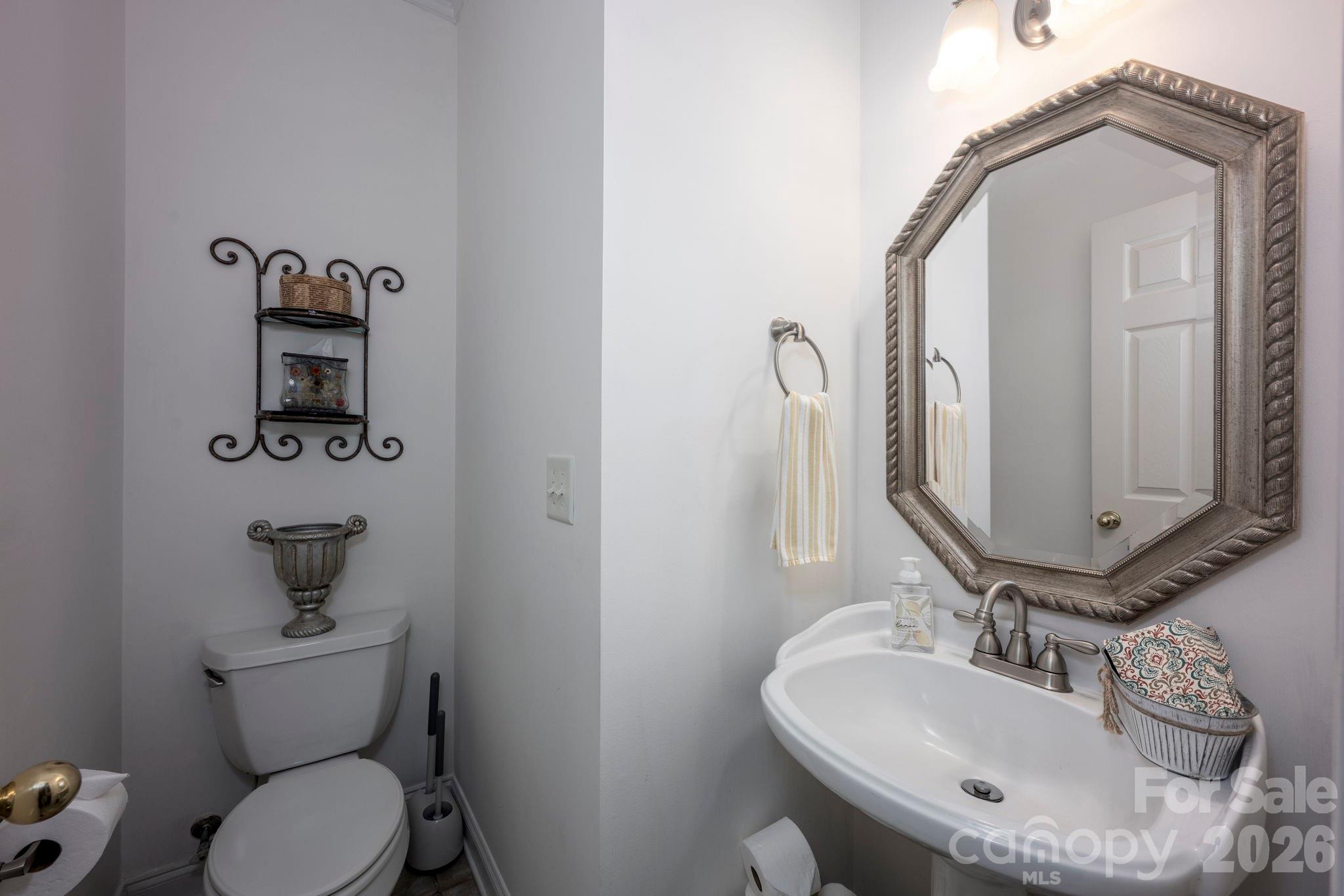 5523 Weavers Row — Gastonia