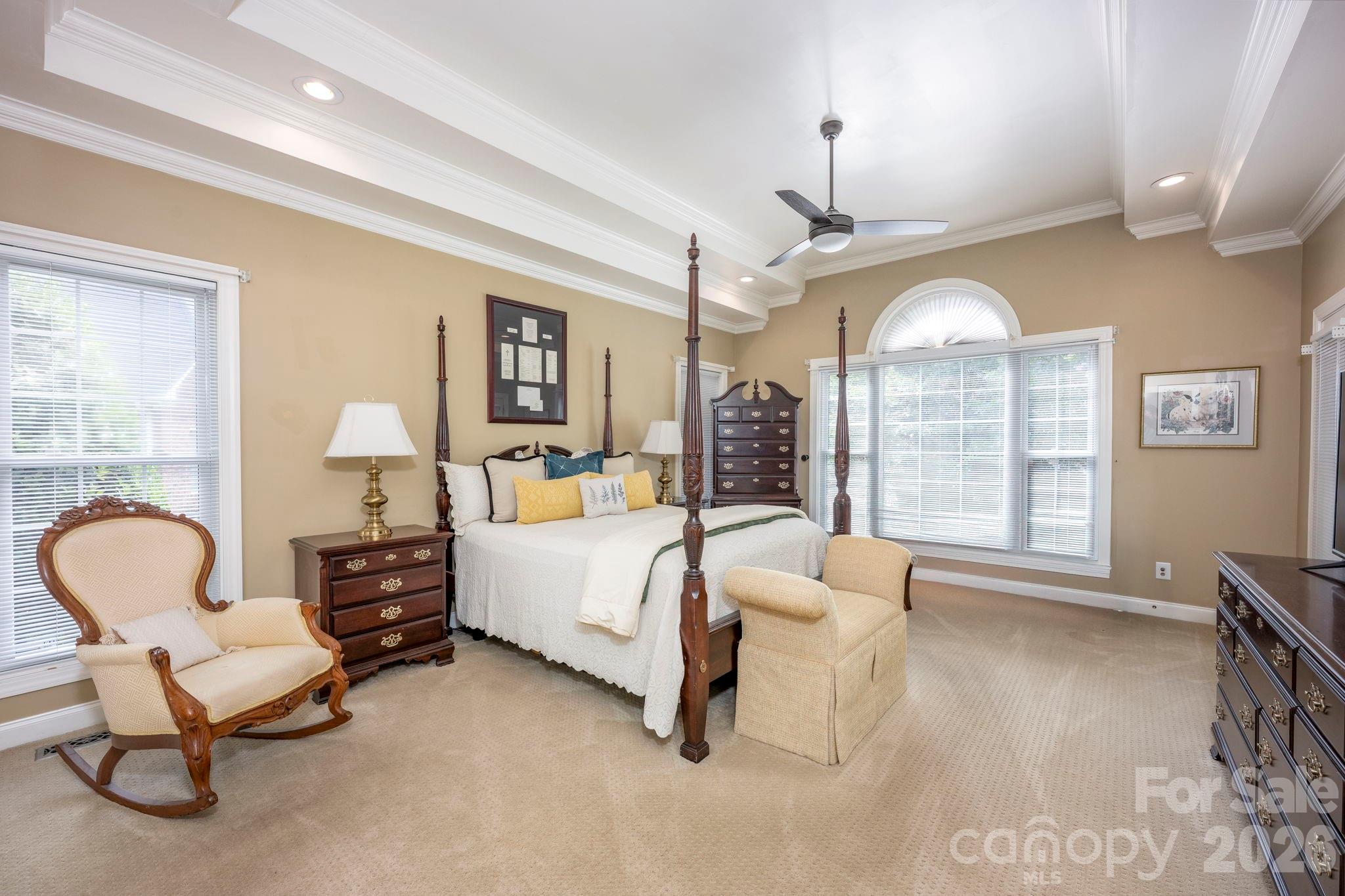 5523 Weavers Row — Gastonia