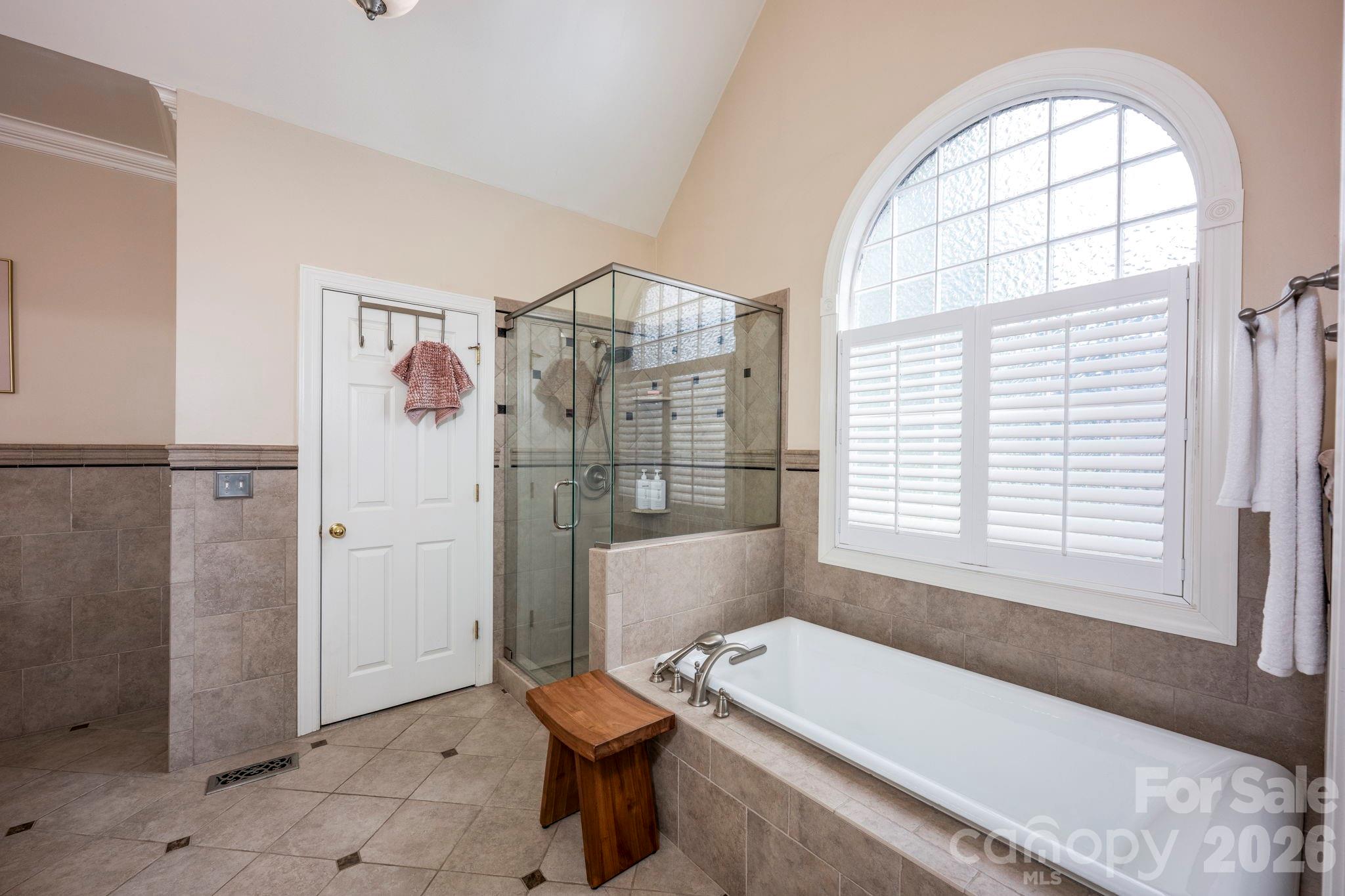 5523 Weavers Row — Gastonia