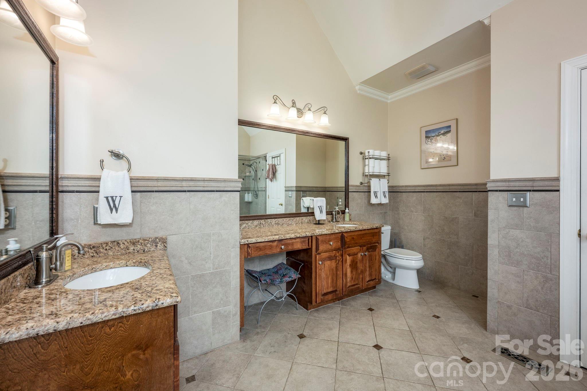 5523 Weavers Row — Gastonia