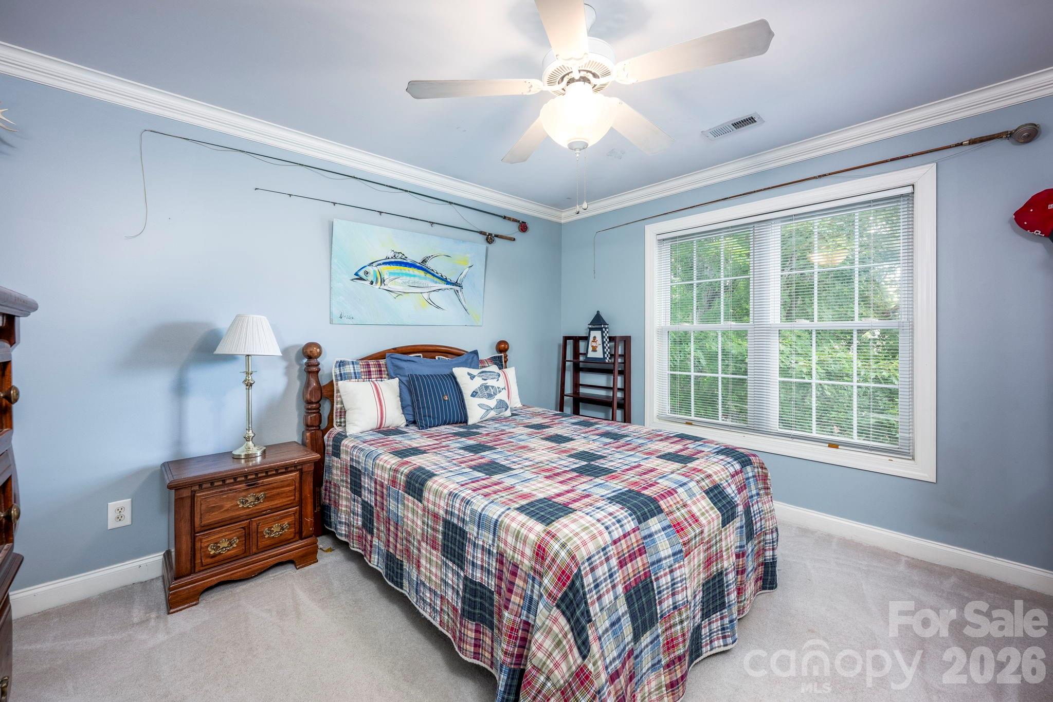 5523 Weavers Row — Gastonia