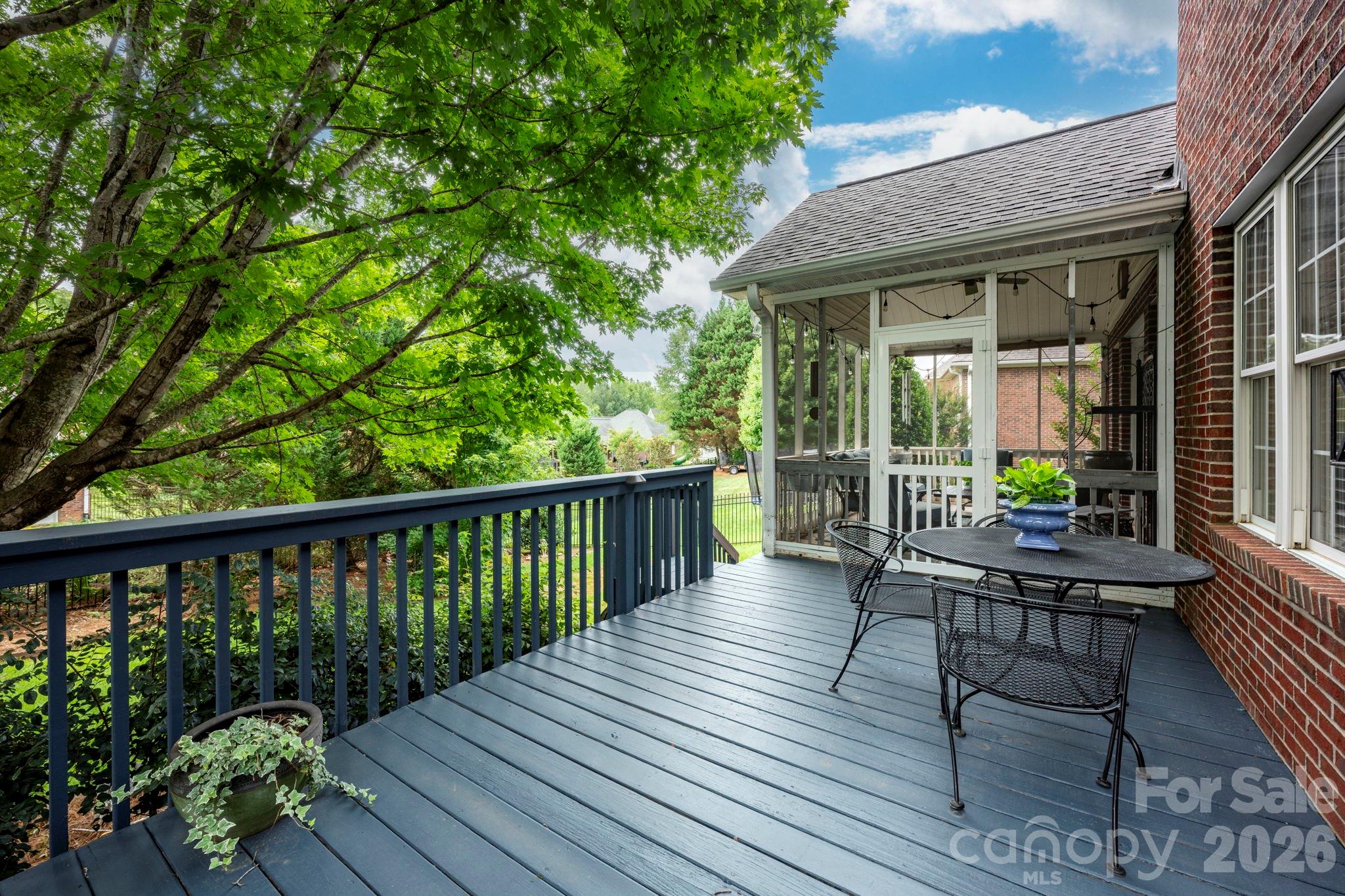 5523 Weavers Row — Gastonia