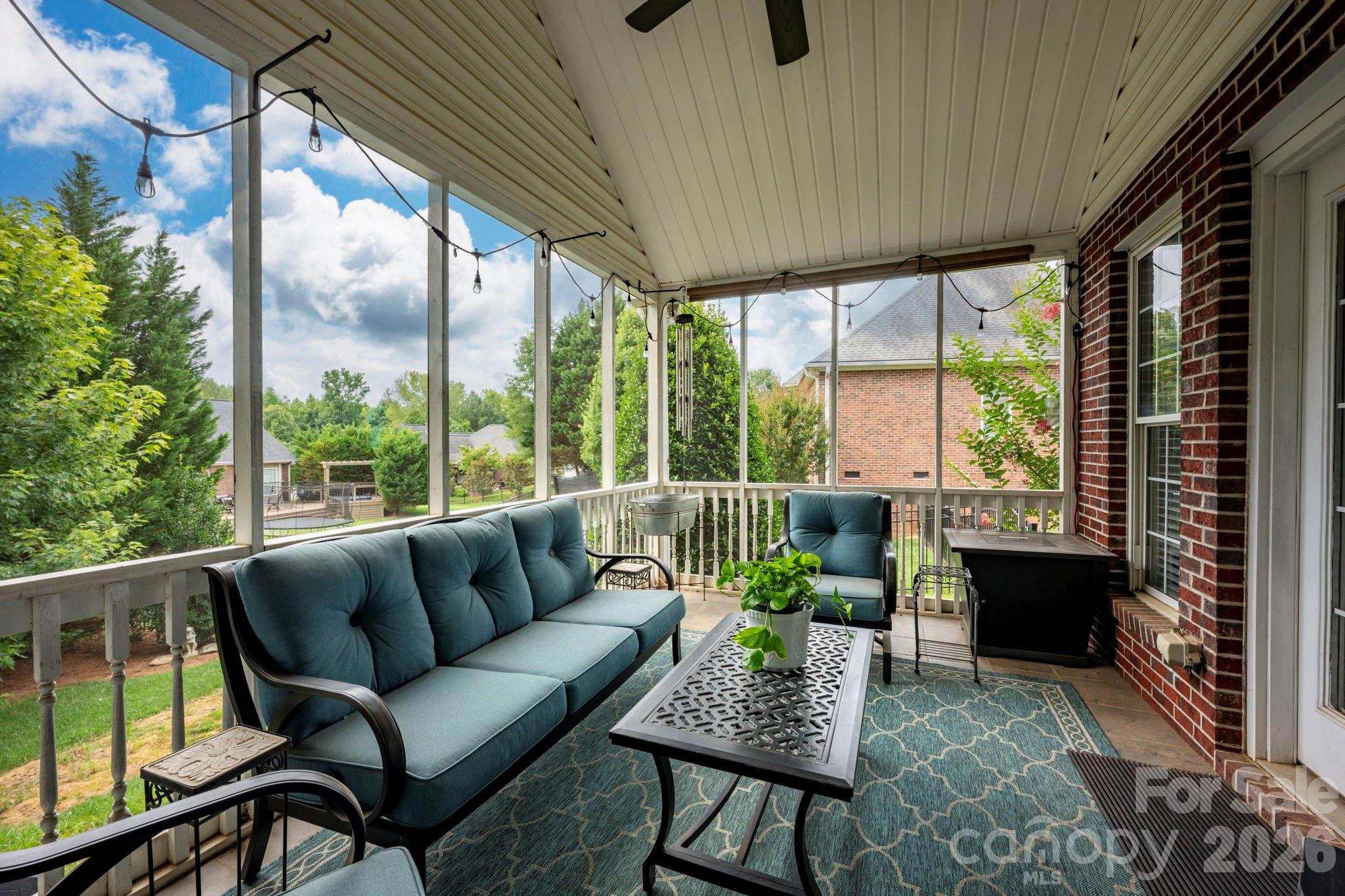 5523 Weavers Row — Gastonia