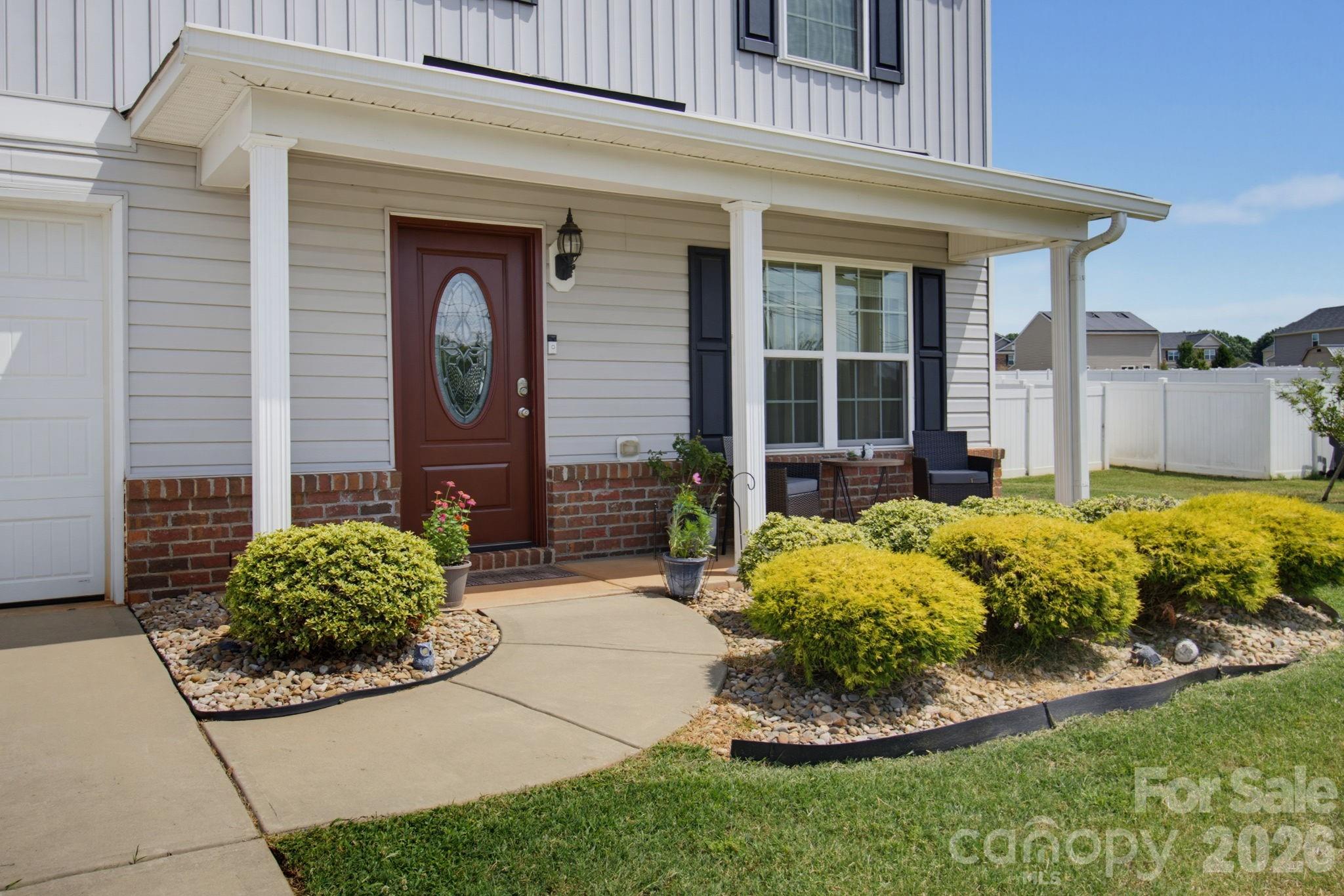 660 Tyro Road — Lexington