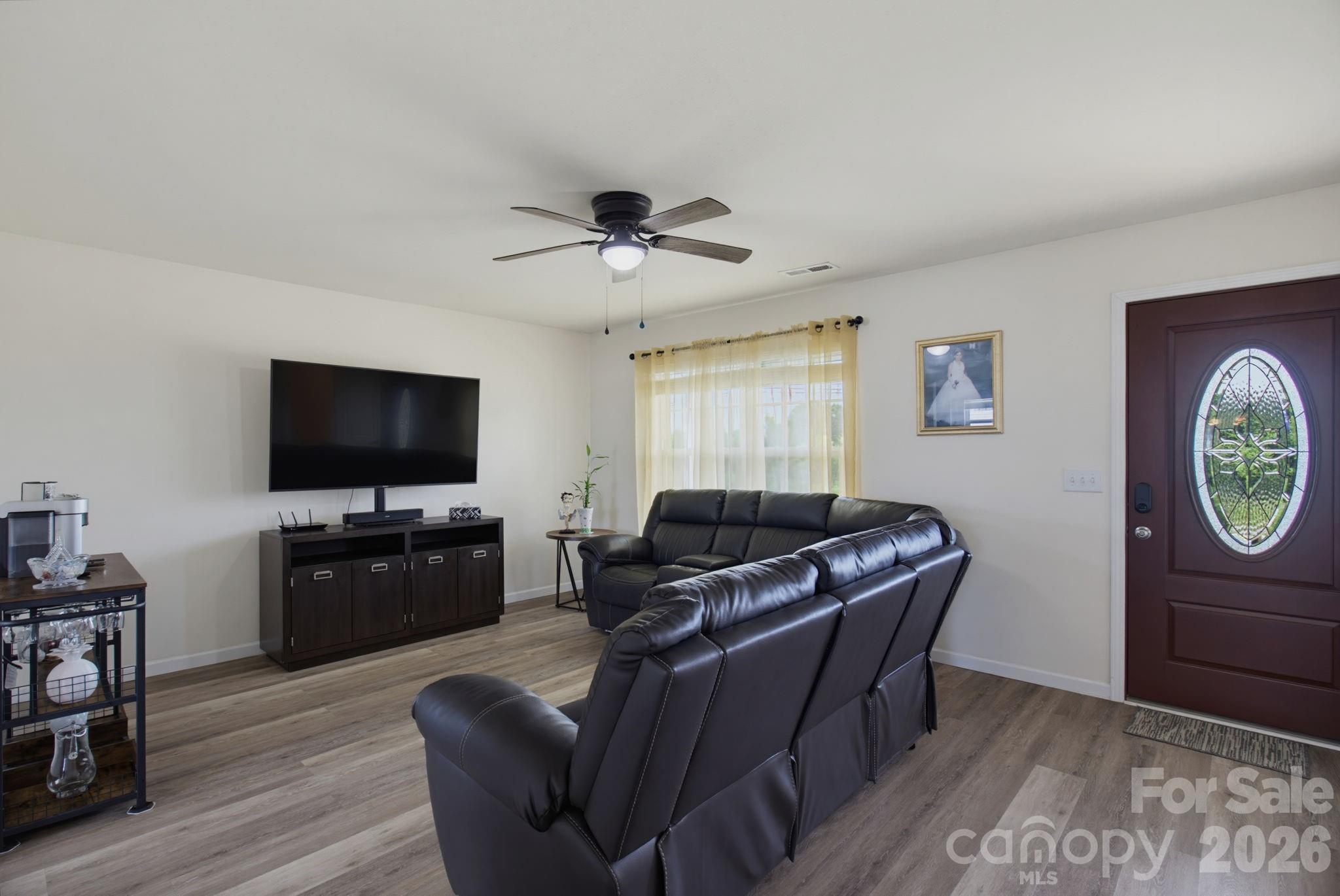 660 Tyro Road — Lexington