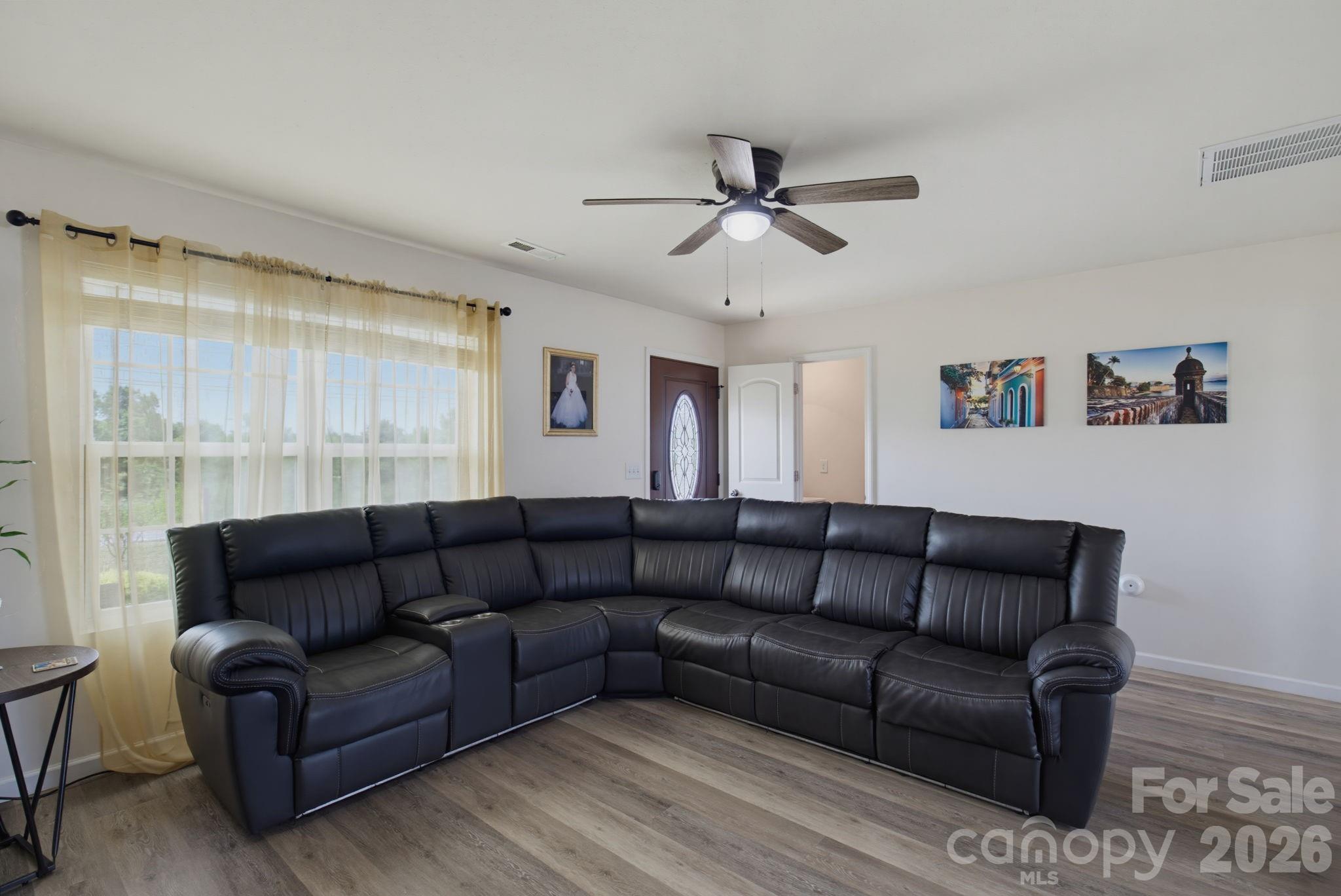660 Tyro Road — Lexington
