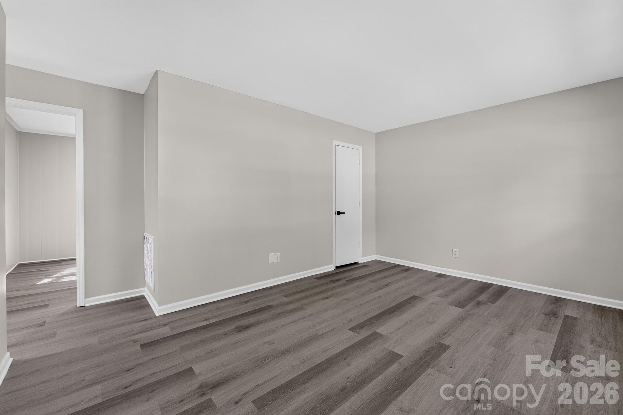 6820 Barrington Drive — Charlotte