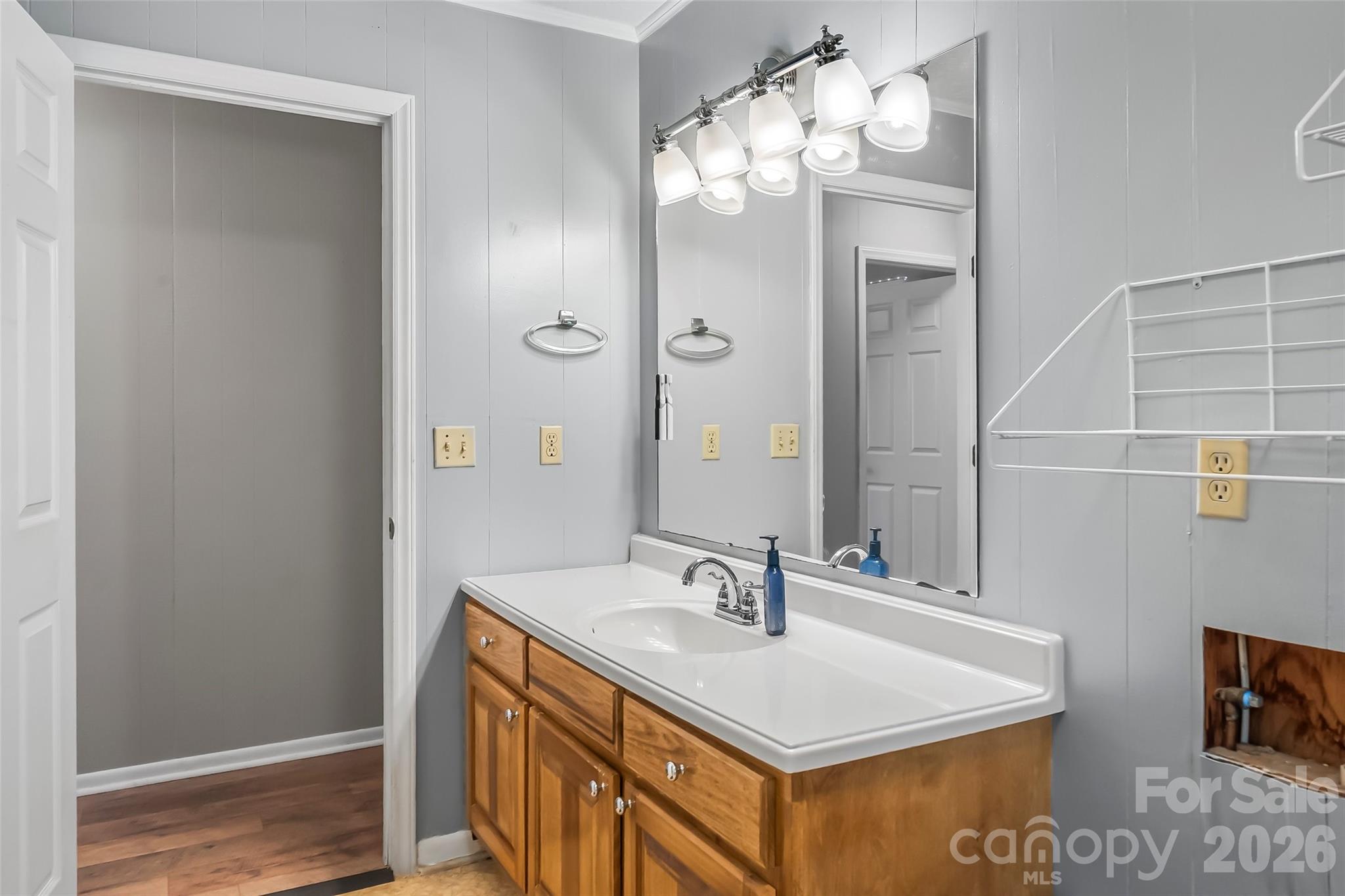 118 Hoover Street NW — Lenoir