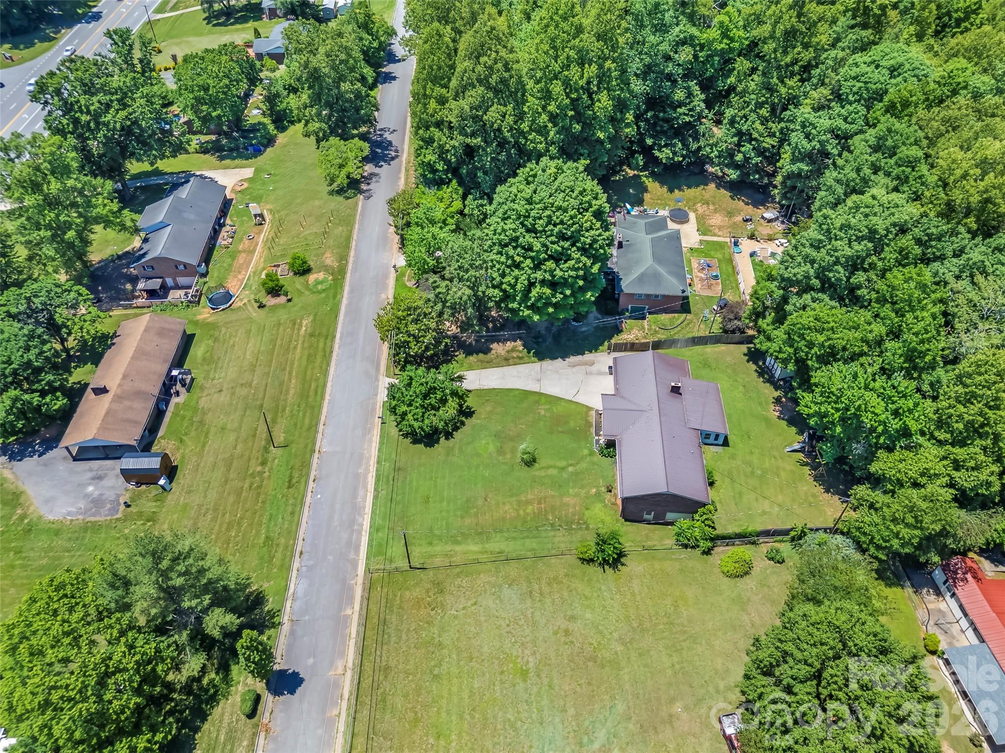 118 Hoover Street NW — Lenoir