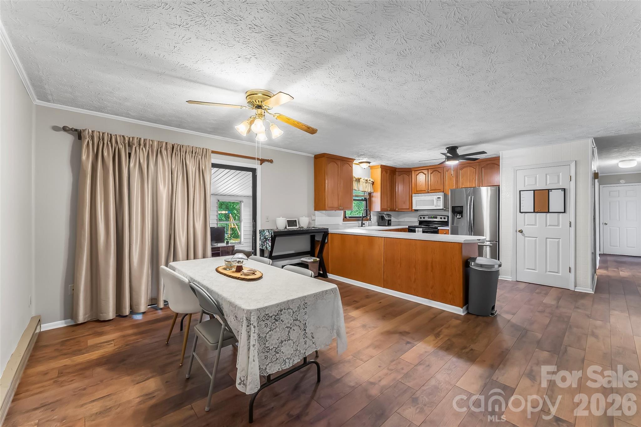 118 Hoover Street NW — Lenoir