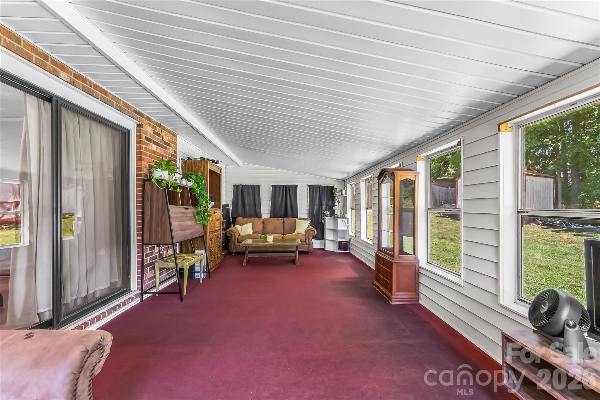 118 Hoover Street NW — Lenoir