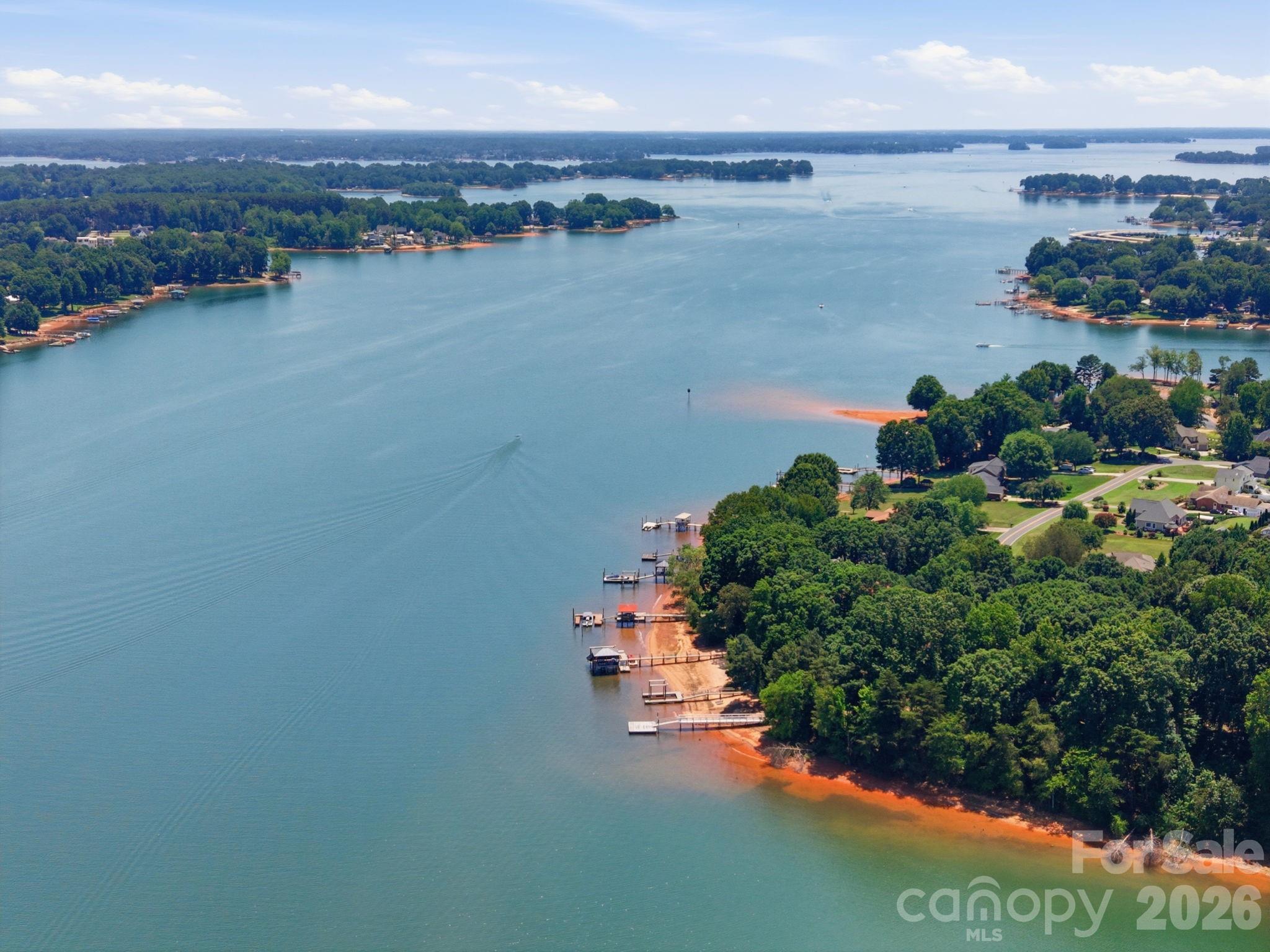 118 Broadbill Drive — Mooresville