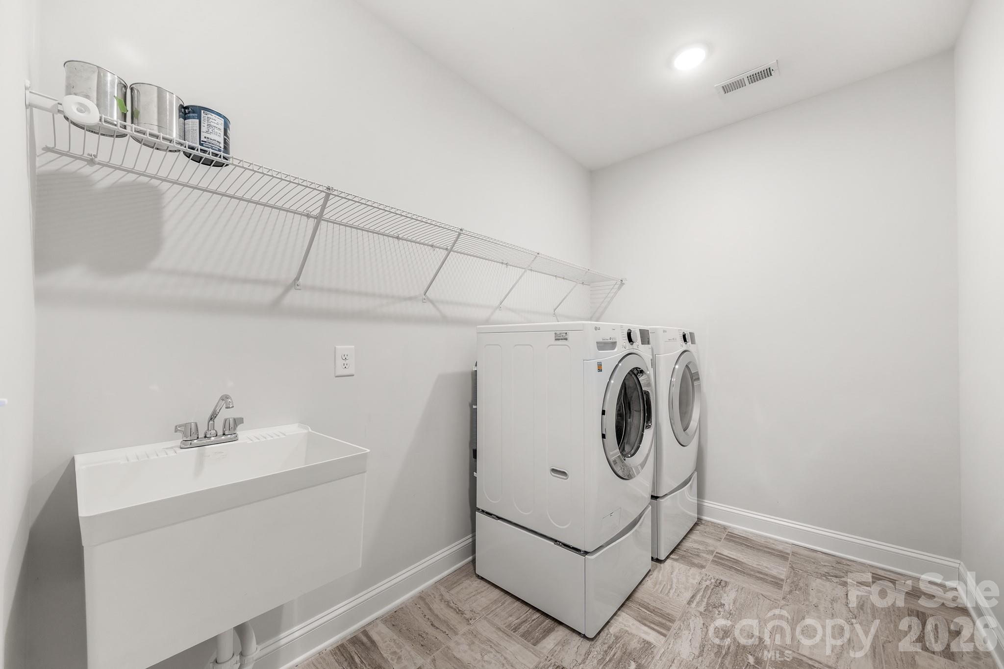 115 Morden Loop — Mooresville