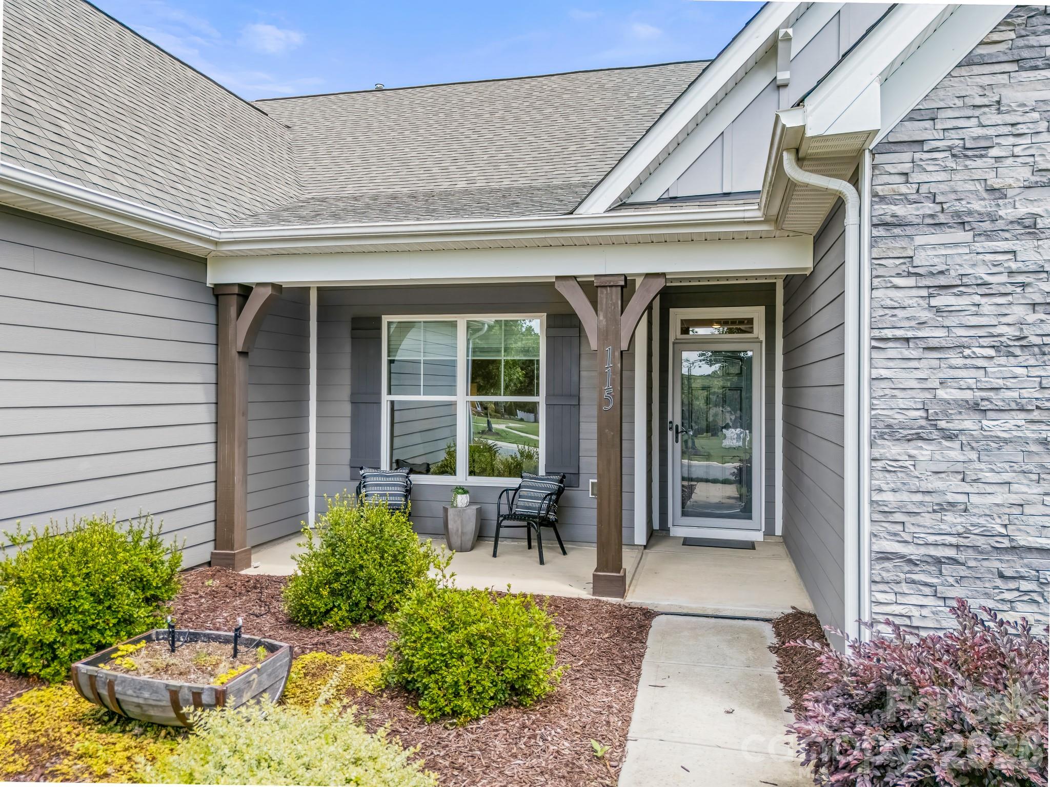 115 Morden Loop — Mooresville
