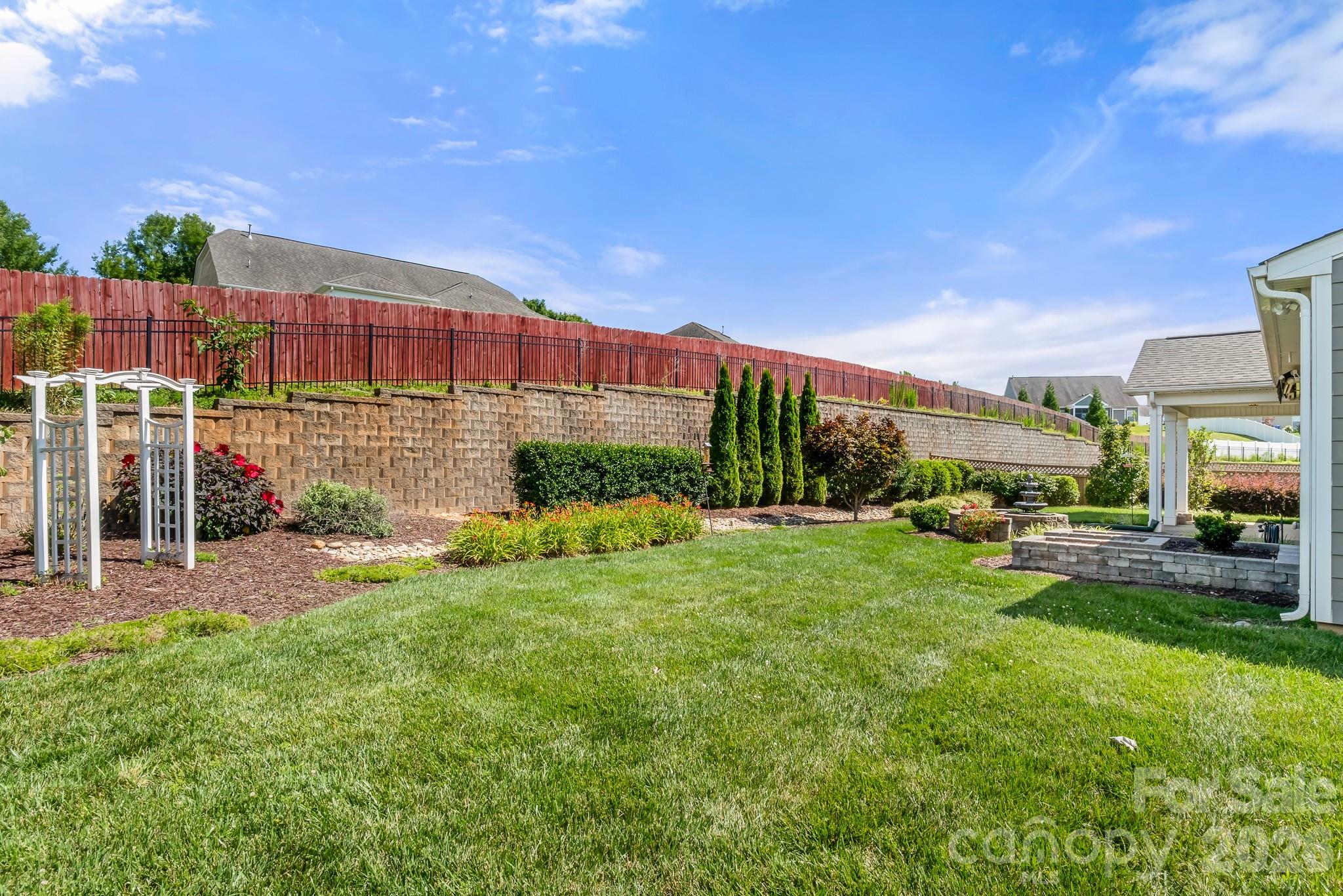 115 Morden Loop — Mooresville