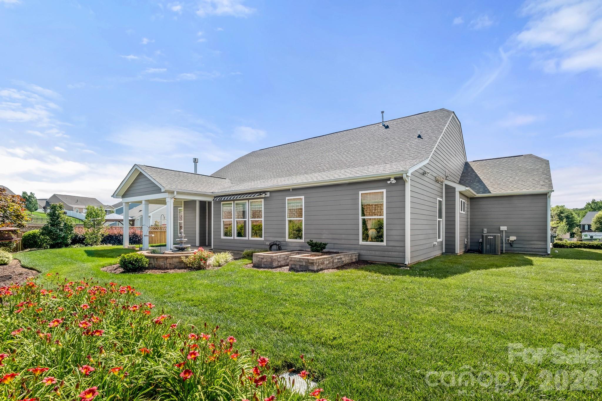 115 Morden Loop — Mooresville