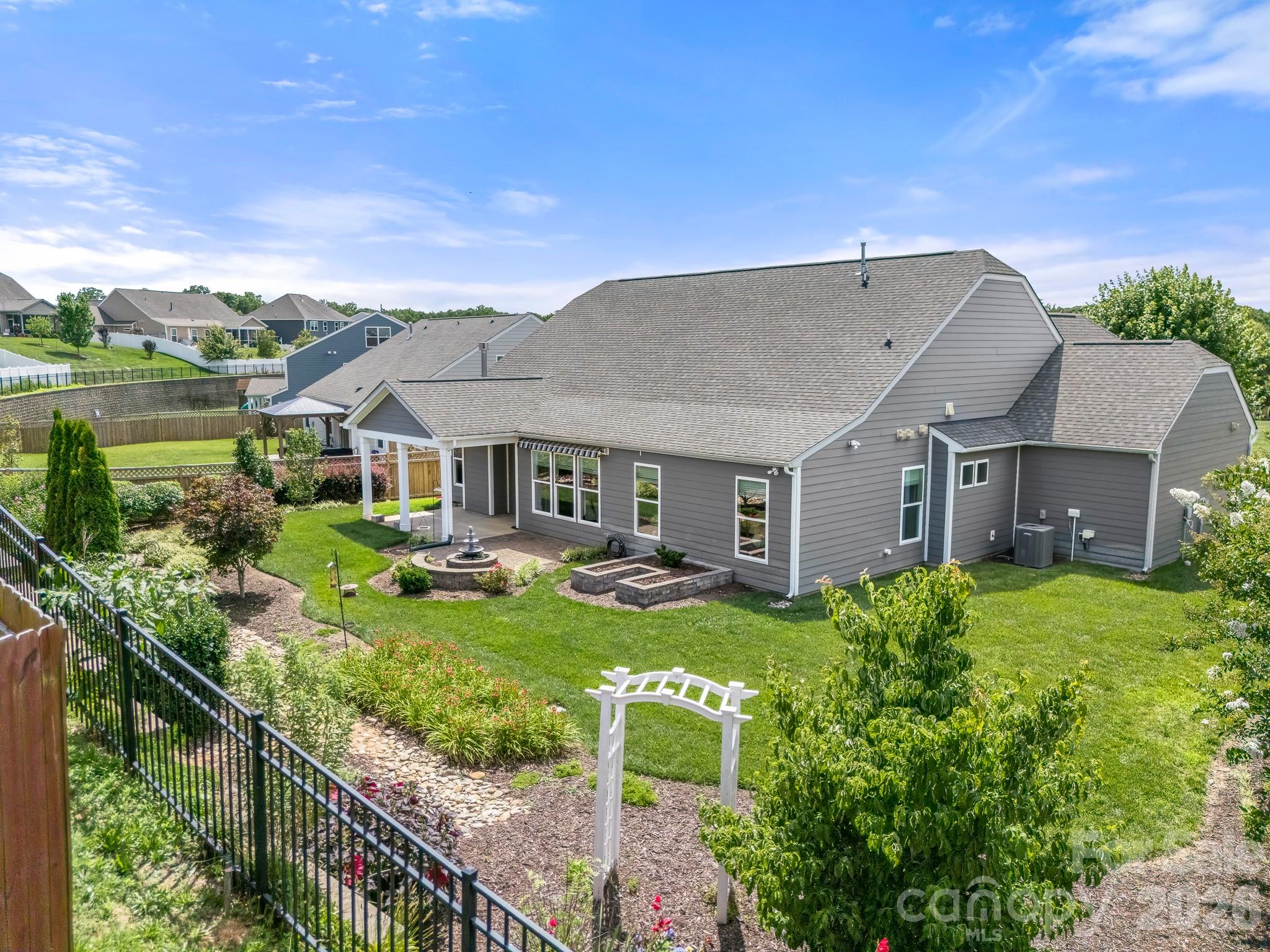 115 Morden Loop — Mooresville