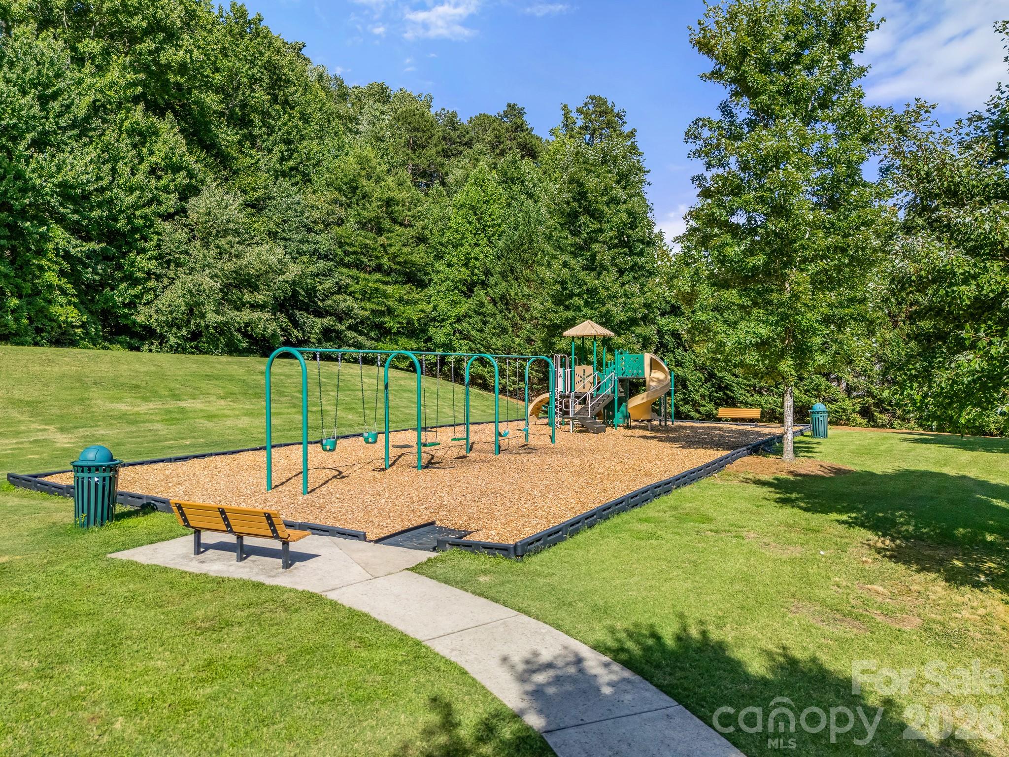 115 Morden Loop — Mooresville