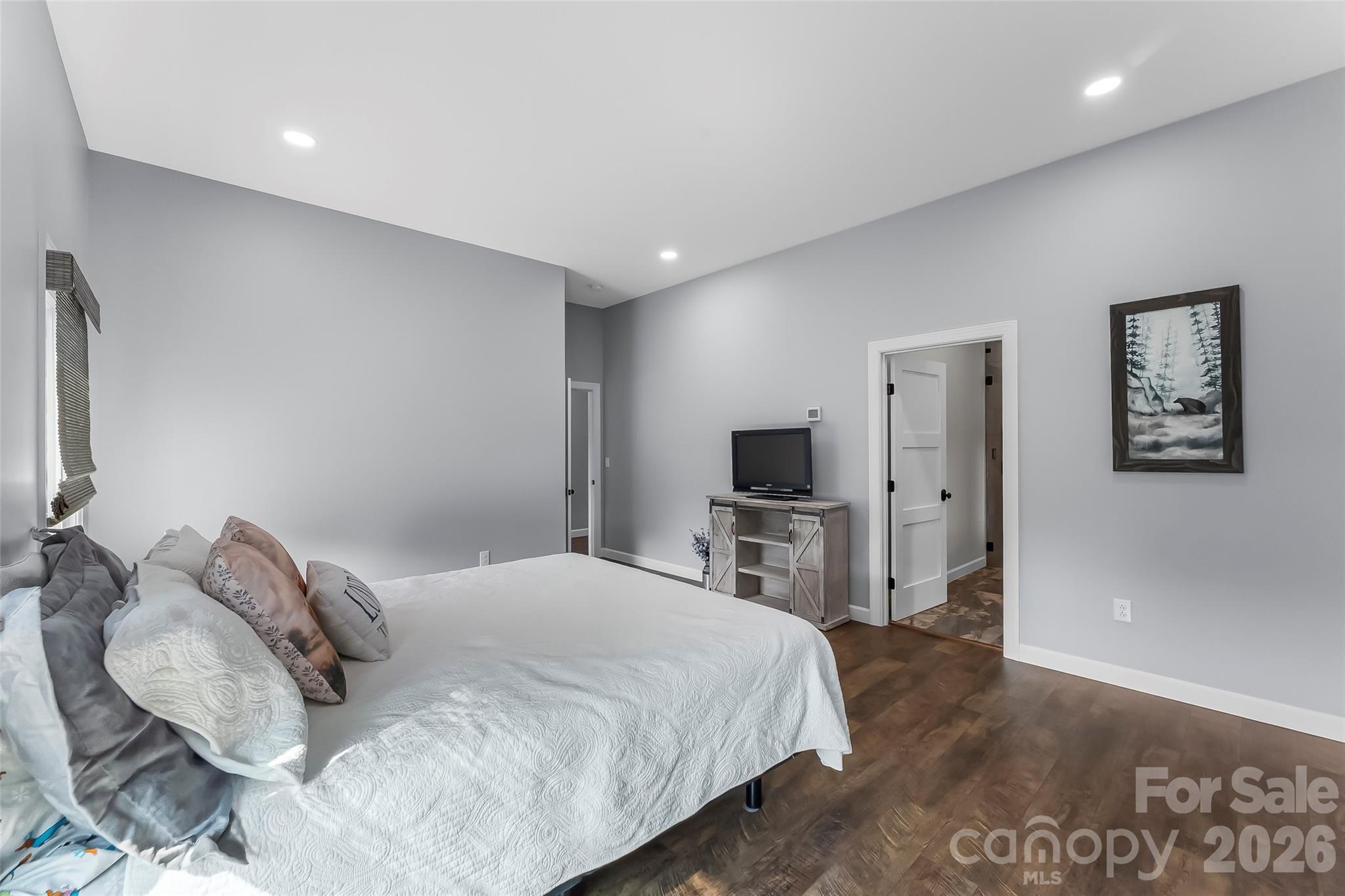 95 Linville View Drive — Nebo