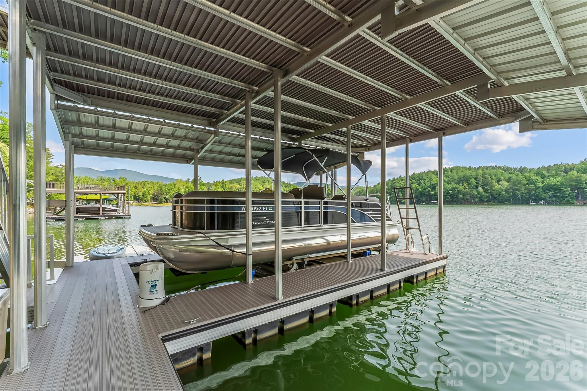 95 Linville View Drive — Nebo