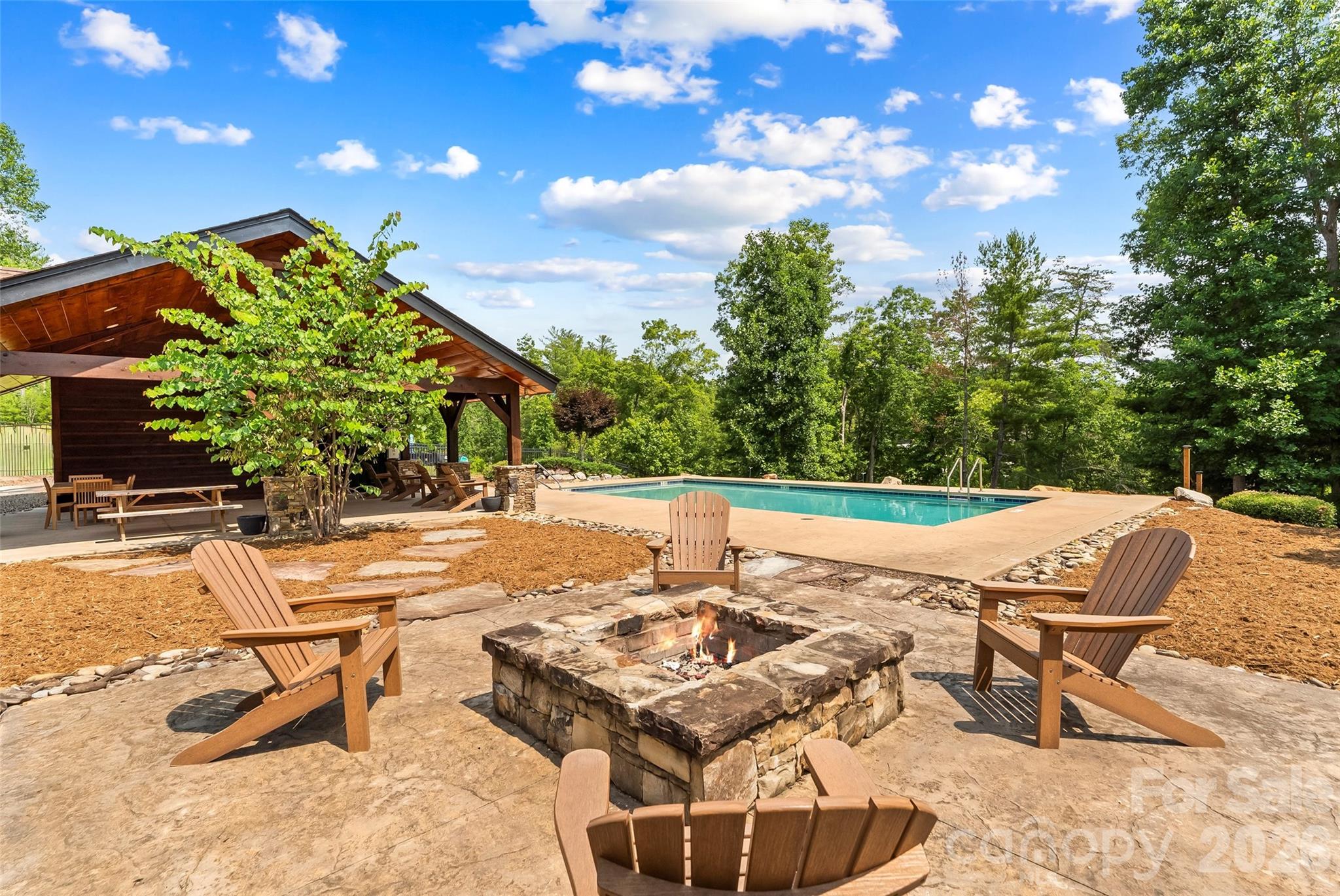 95 Linville View Drive — Nebo